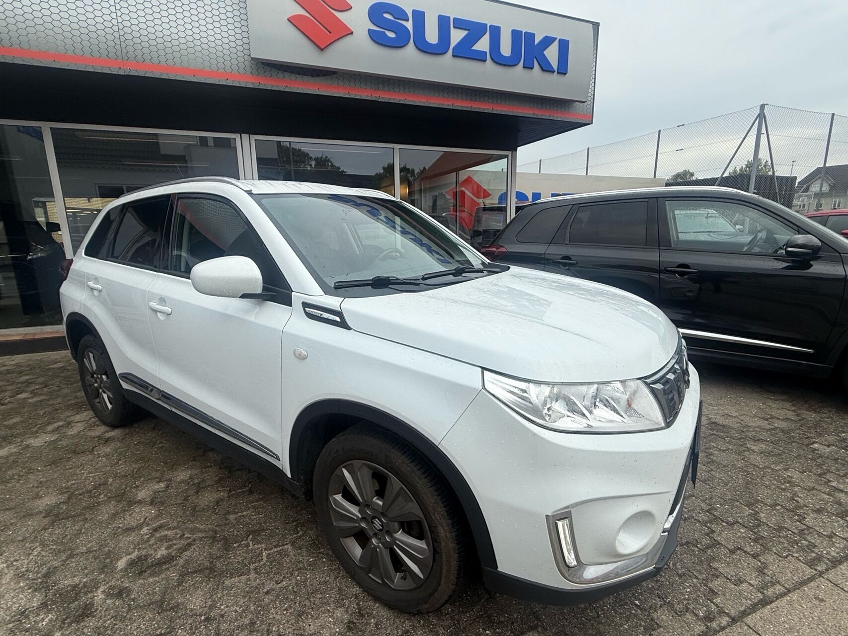 Billede af Suzuki Vitara 1,4 Boosterjet Active Hit 140HK 5d 6g Aut.