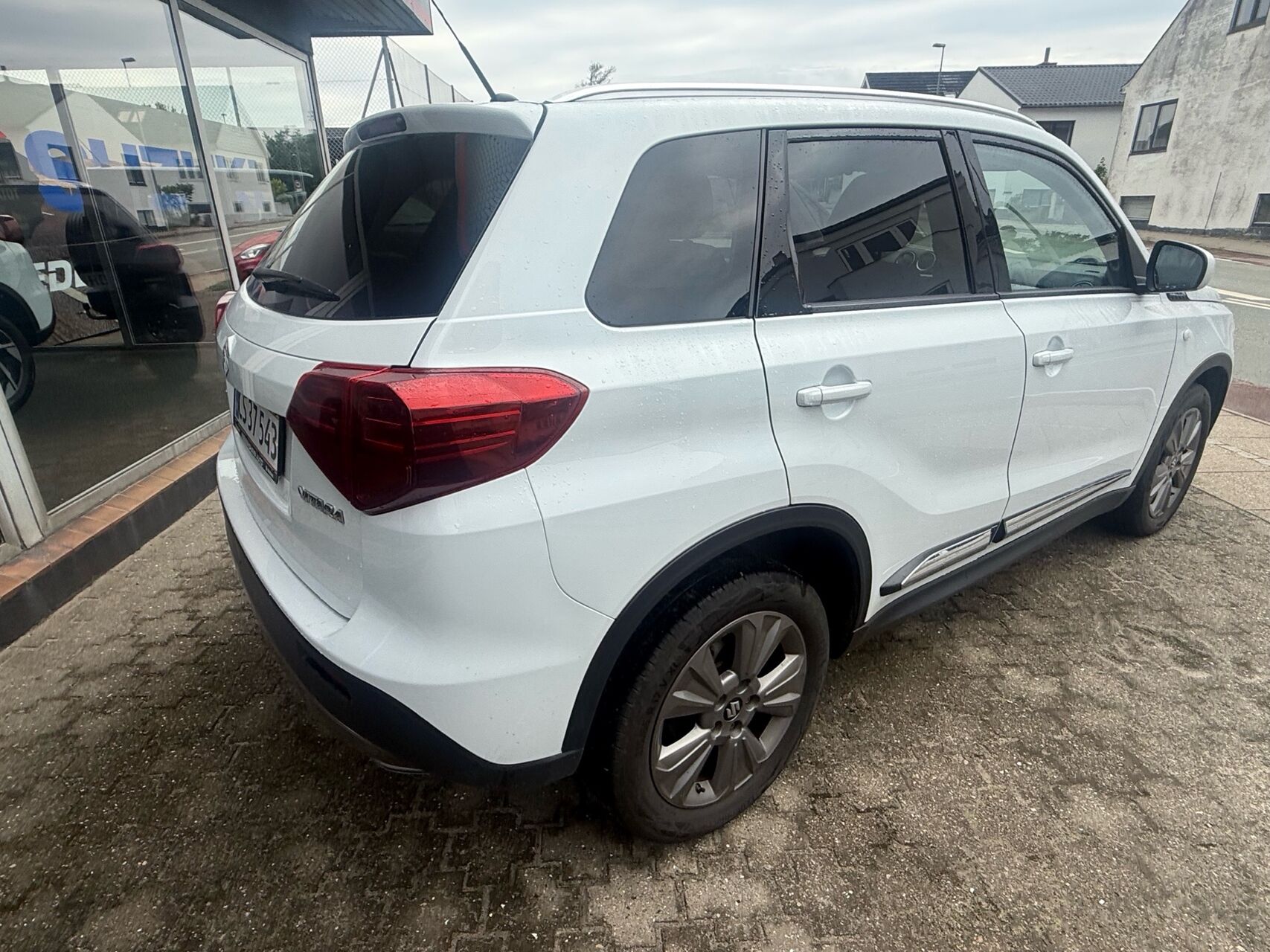 Billede af Suzuki Vitara 1,4 Boosterjet Active Hit 140HK 5d 6g Aut.