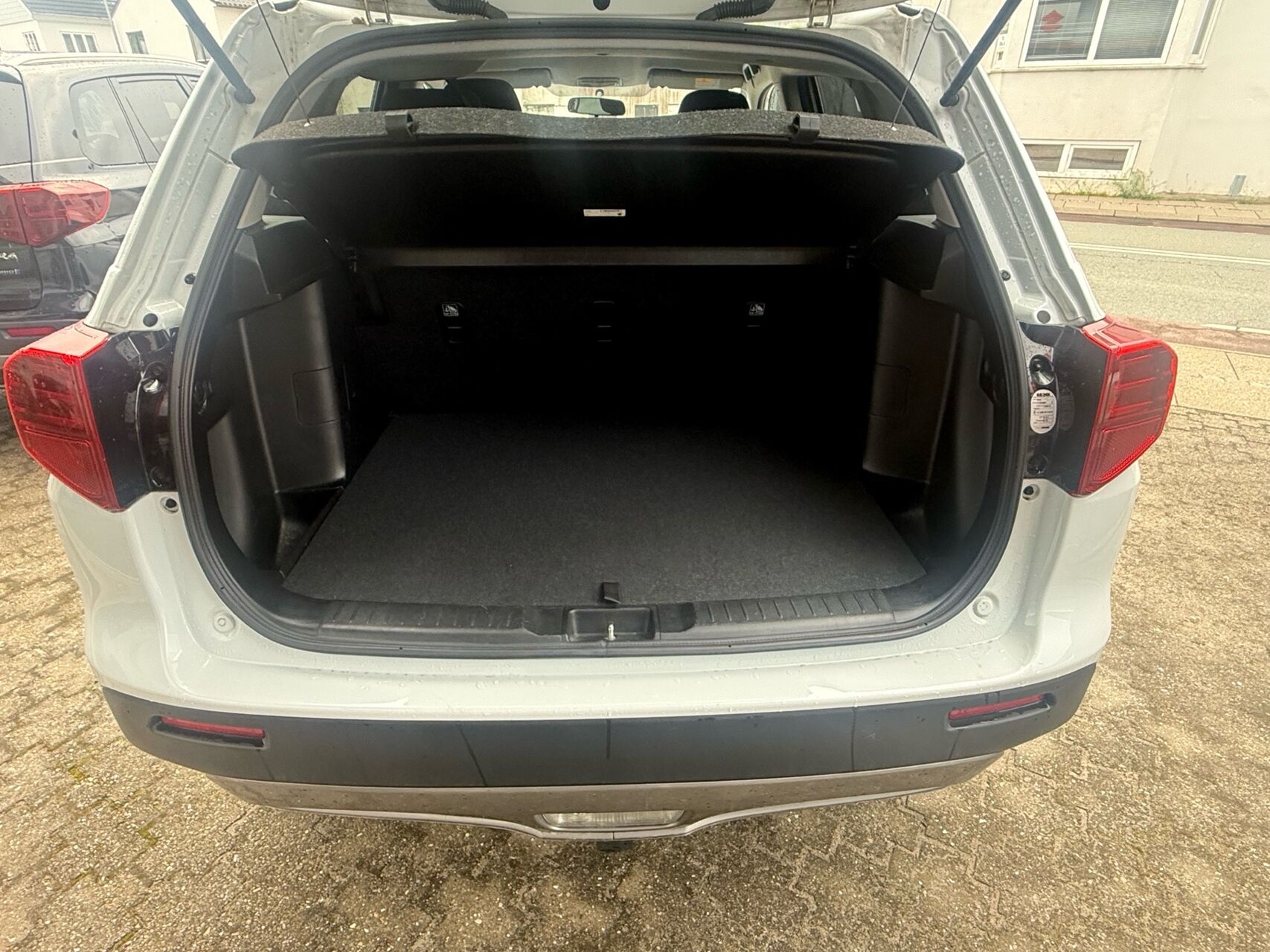 Billede af Suzuki Vitara 1,4 Boosterjet Active Hit 140HK 5d 6g Aut.
