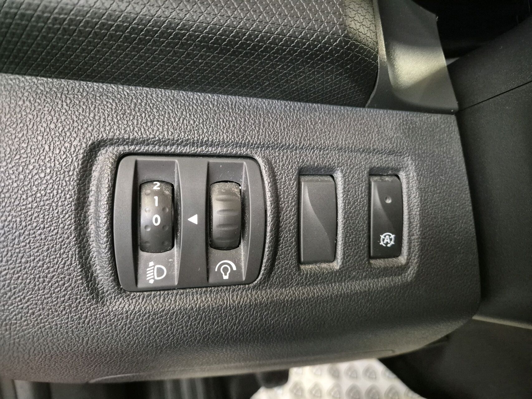 Billede af Renault Clio Sport Tourer 0,9 Energy TCe Zen 90HK Stc