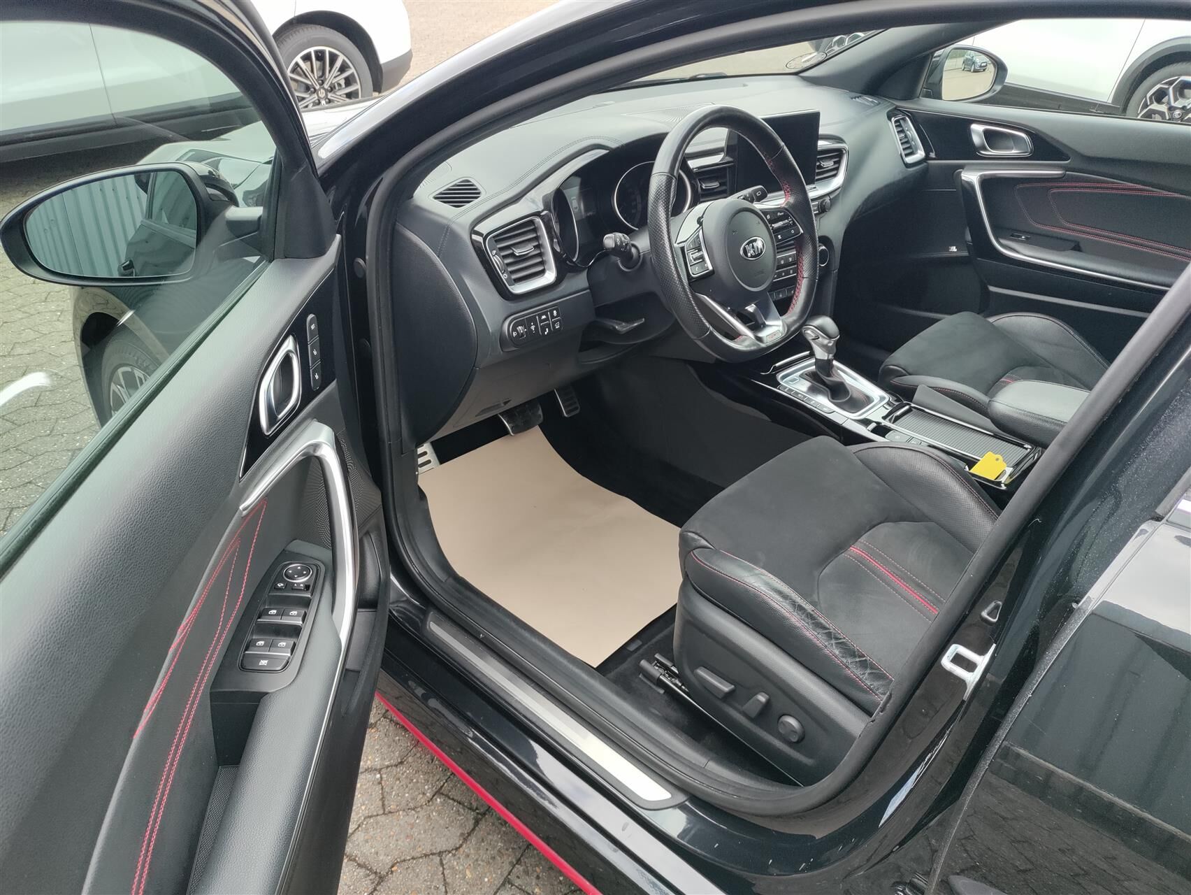 Billede af Kia ProCeed Shooting Brake 1,6 T-GDI GT DCT 204HK Stc 7g Aut.