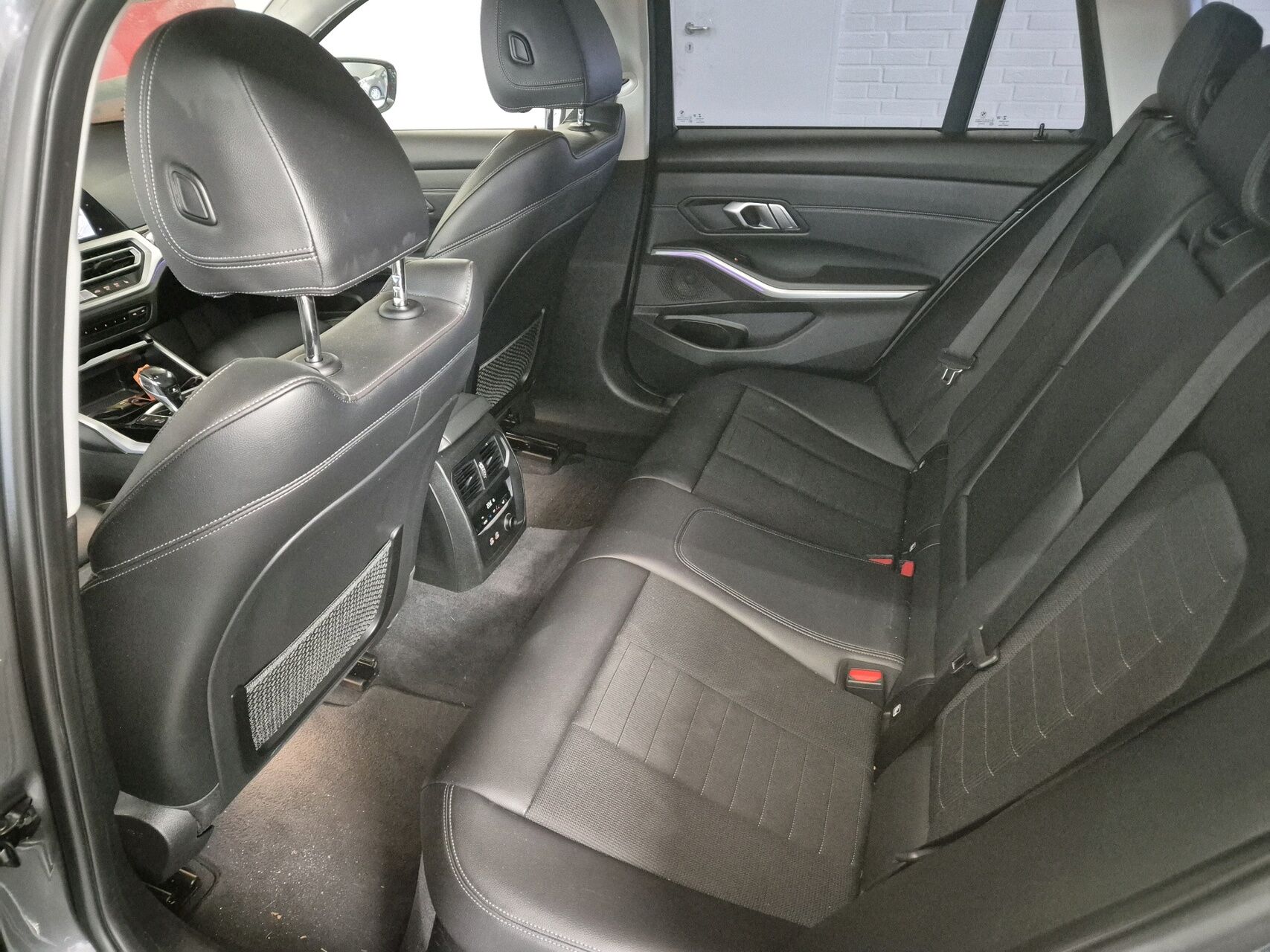 Billede af BMW 320d Touring 2,0 D Sport Line Steptronic 190HK Stc 8g Aut.