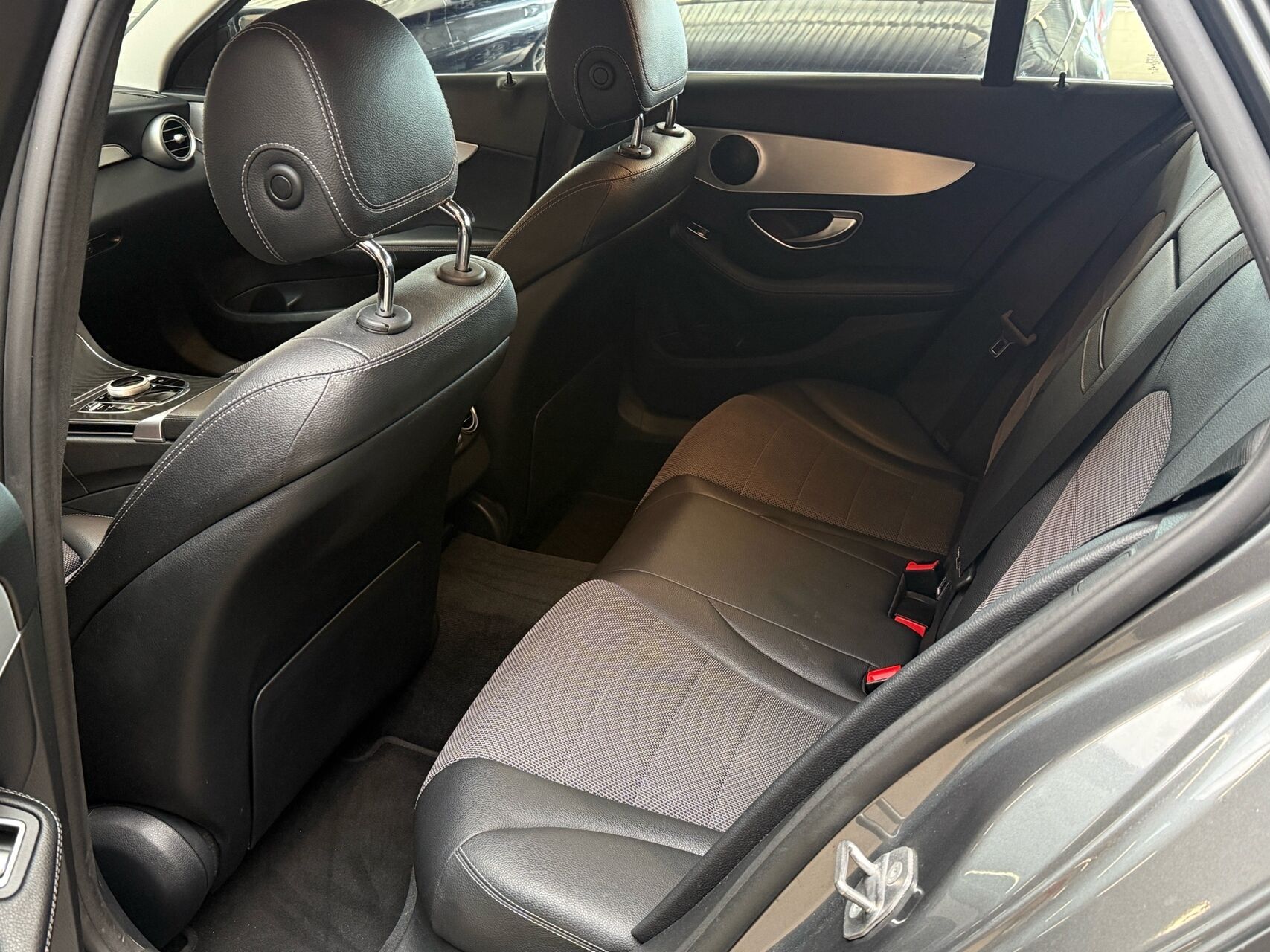 Billede af Mercedes-Benz C220 d T 2,0 CDI Progressive 9G-Tronic 194HK Stc Aut.