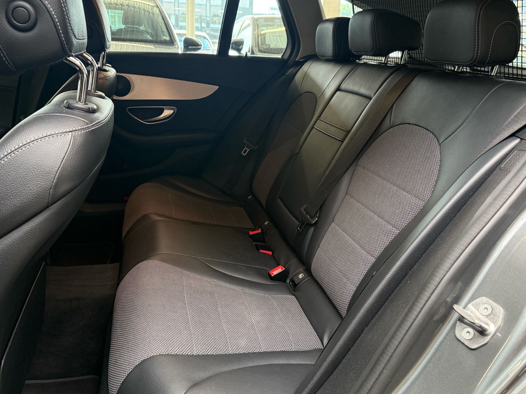 Billede af Mercedes-Benz C220 d T 2,0 CDI Progressive 9G-Tronic 194HK Stc Aut.