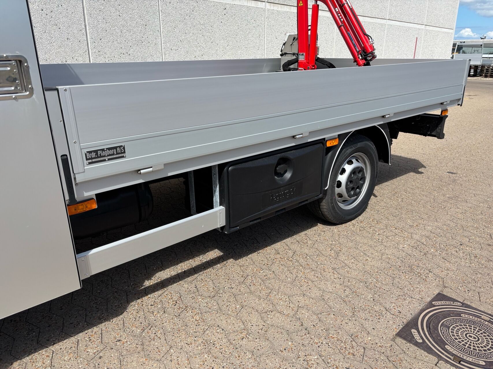 Billede af Iveco Daily 35S18 4100mm 3,0 D 180HK Ladv./Chas. 8g Aut.