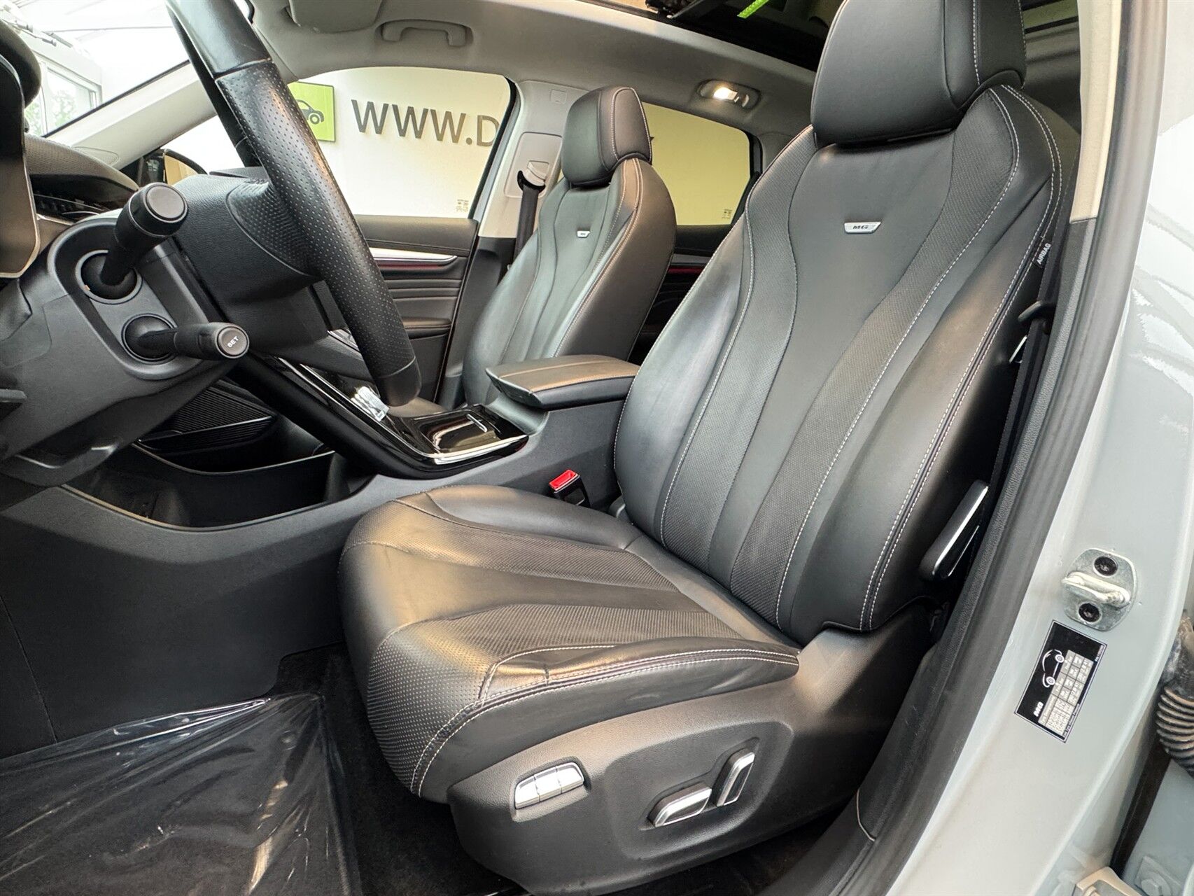 Billede af MG Marvel R EL Luxury 180HK 5d Aut.