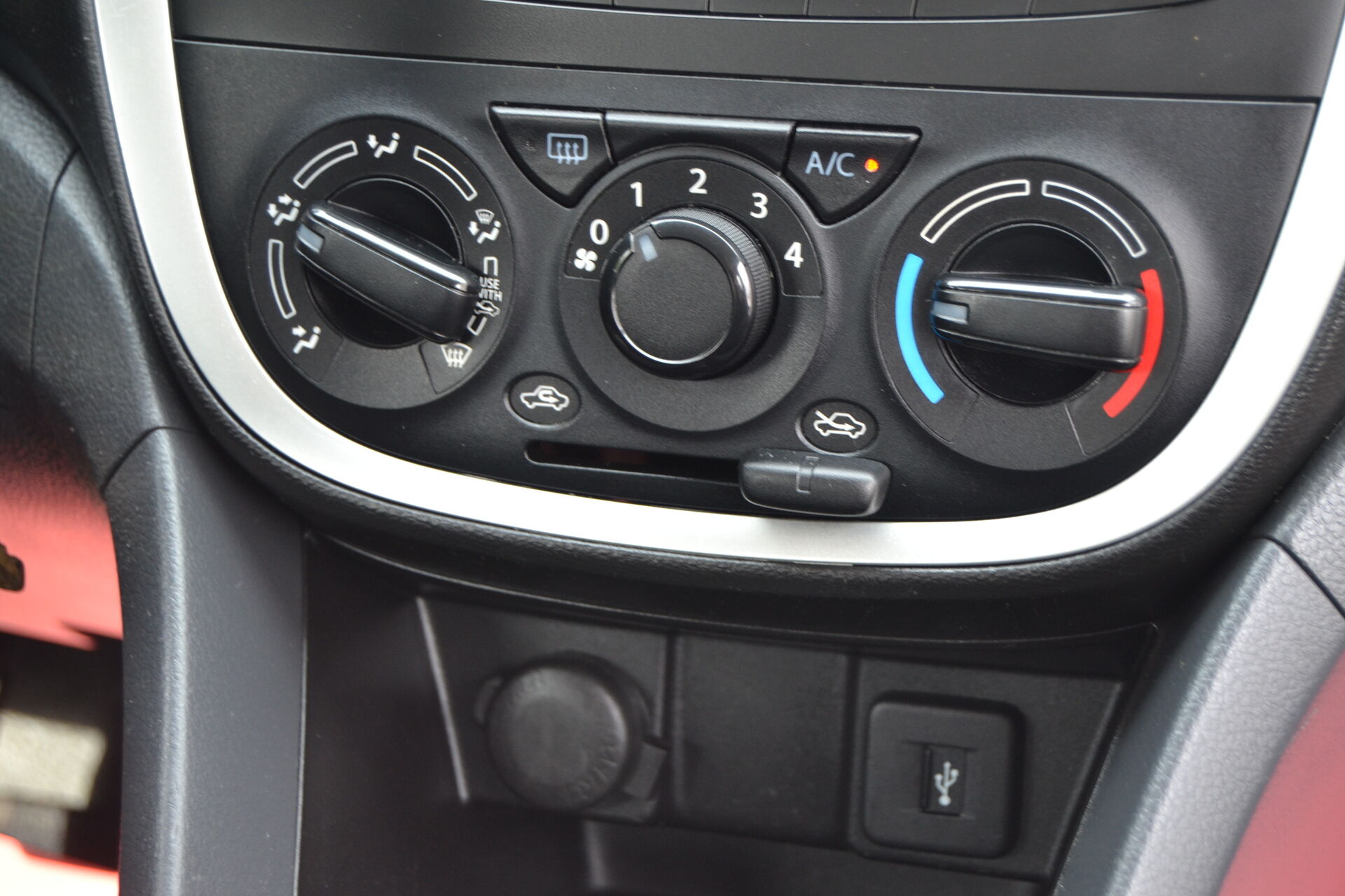 Billede af Suzuki Celerio 1,0 Dualjet 12V Club 68HK 5d