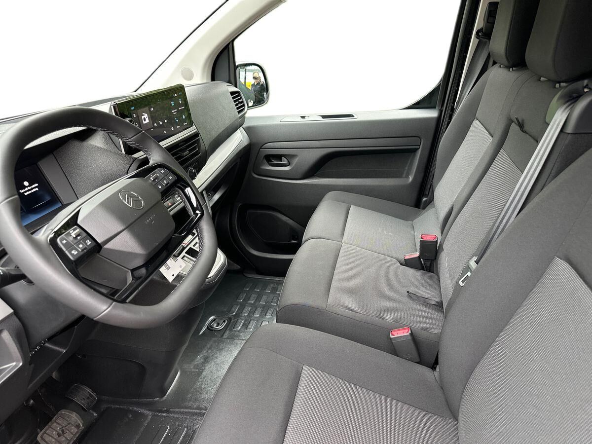 Billede af Citroën Jumpy L3 2,2 Blue HDi Flexline EAT8 150HK Van 8g Aut.