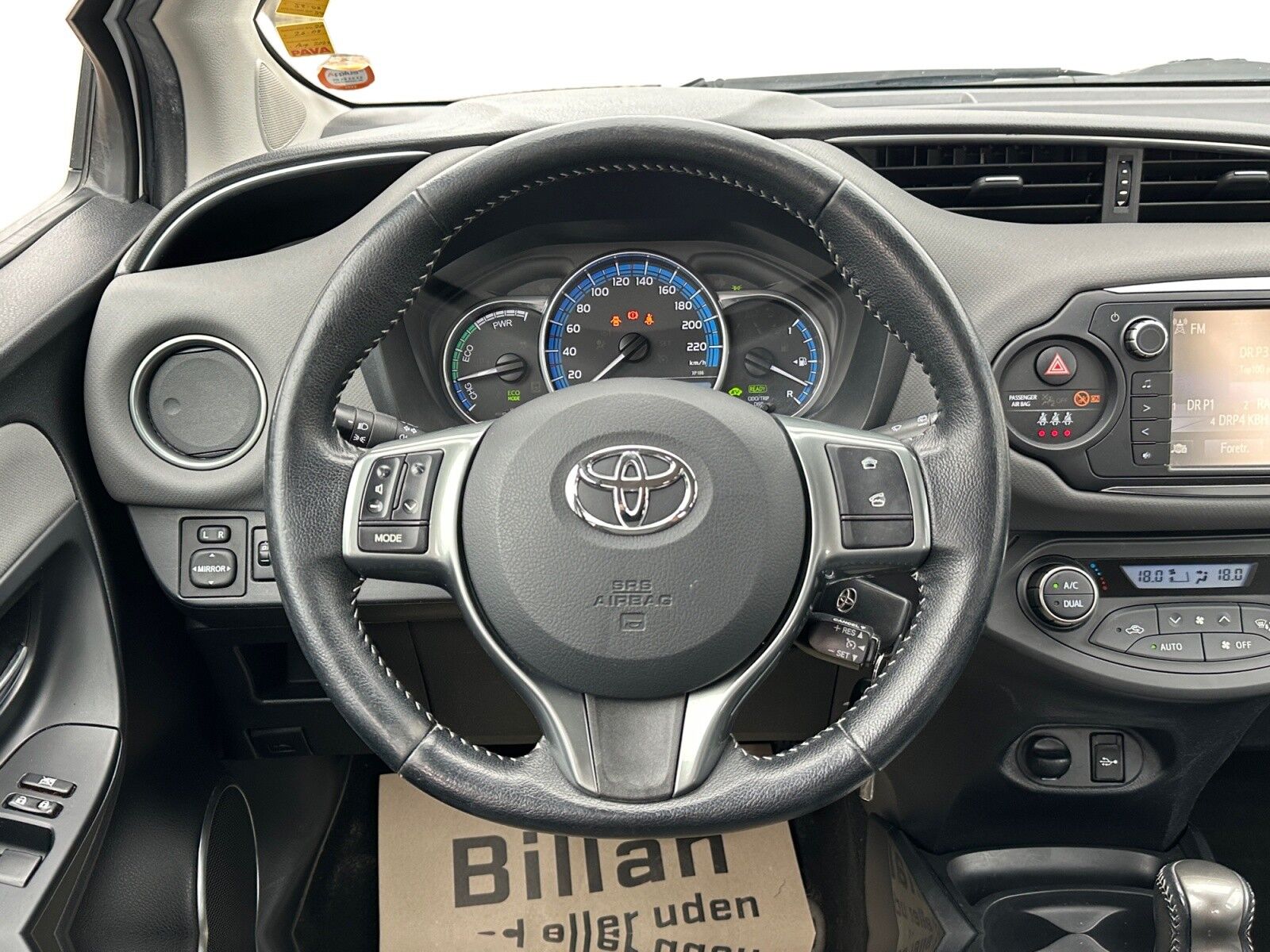 Billede af Toyota Yaris 1,5 Hybrid H2 E-CVT 100HK 5d Trinl. Gear