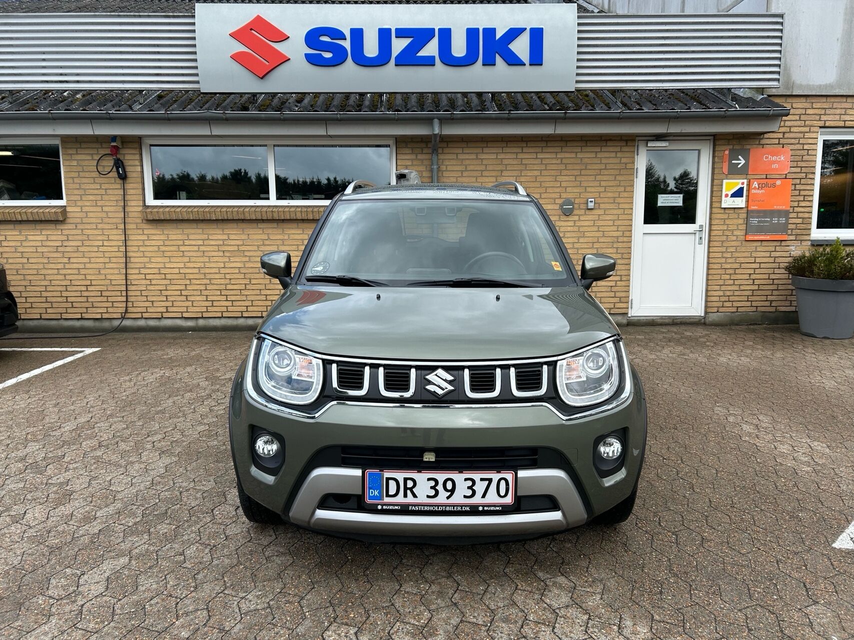 Billede af Suzuki Ignis 1,2 Dualjet  Mild hybrid Adventure CVT 83HK 5d Aut.