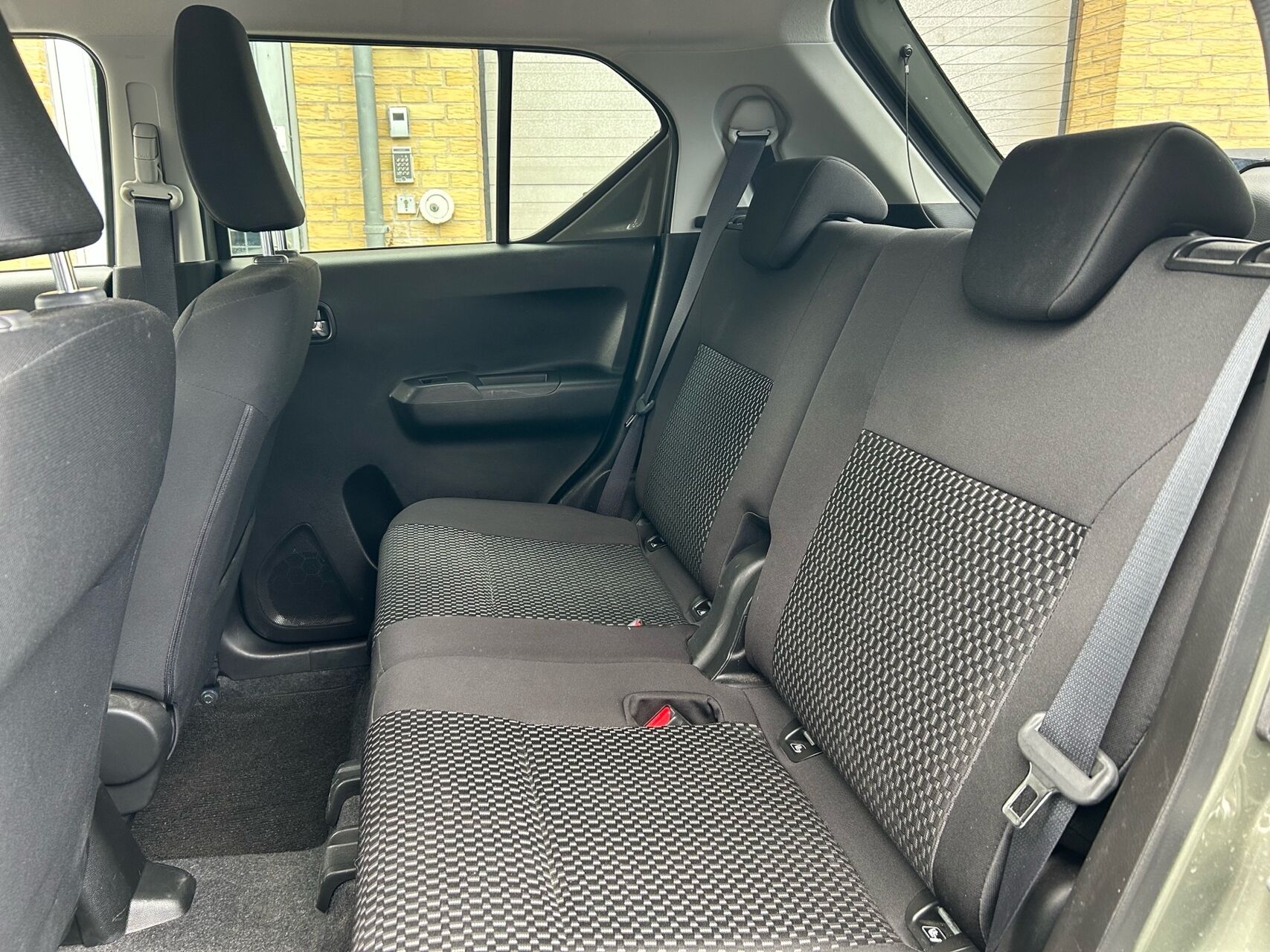 Billede af Suzuki Ignis 1,2 Dualjet  Mild hybrid Adventure CVT 83HK 5d Aut.