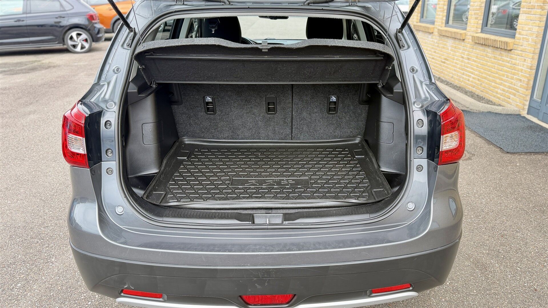 Billede af Suzuki S-Cross 1,0 Boosterjet Active 112HK 5d