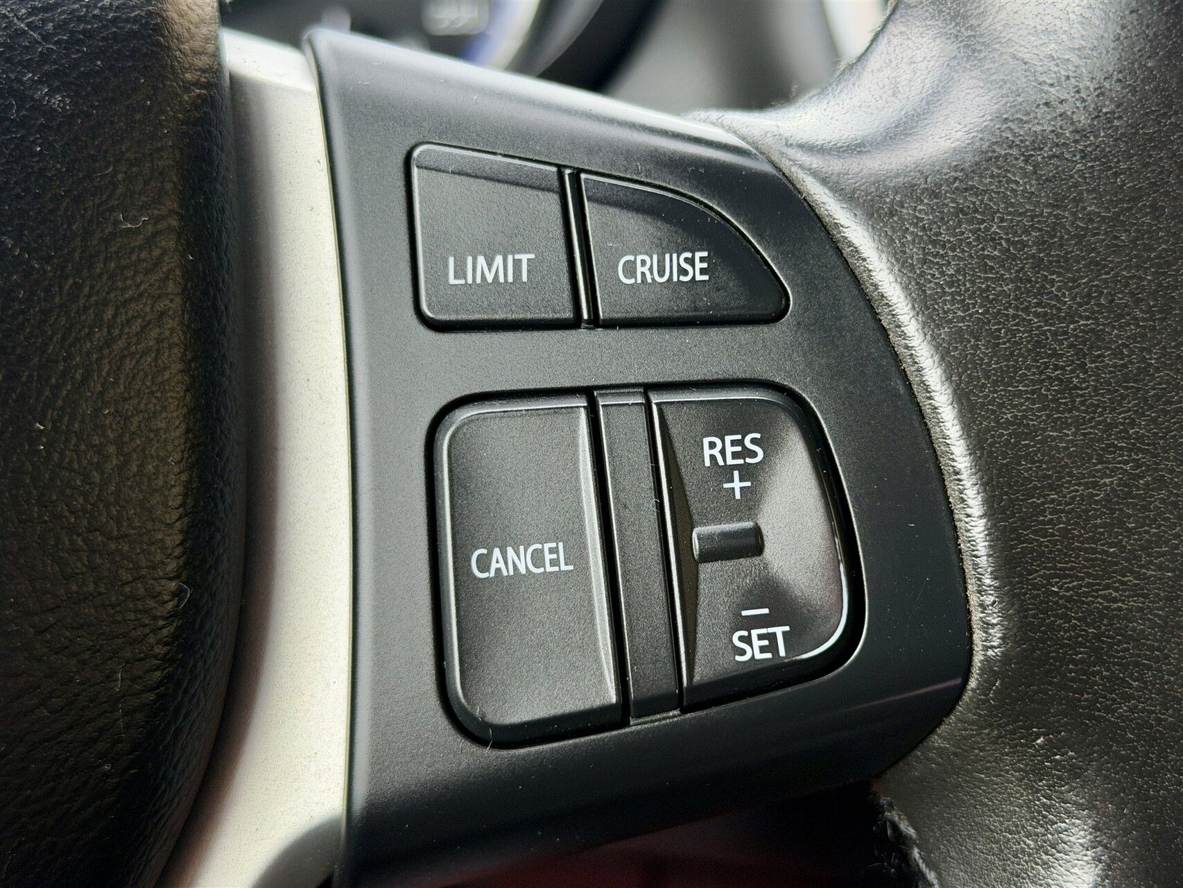Billede af Suzuki S-Cross 1,0 Boosterjet Active 112HK 5d