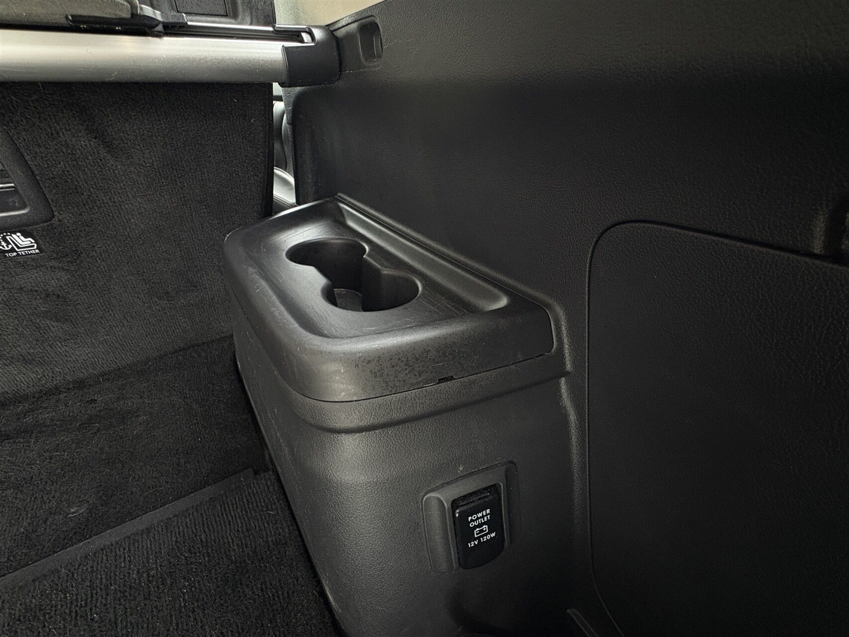 Billede af Mitsubishi Outlander 2,4 PHEV  Plugin-hybrid Invite+ 4WD 224HK 5d 6g Trinl. Gear