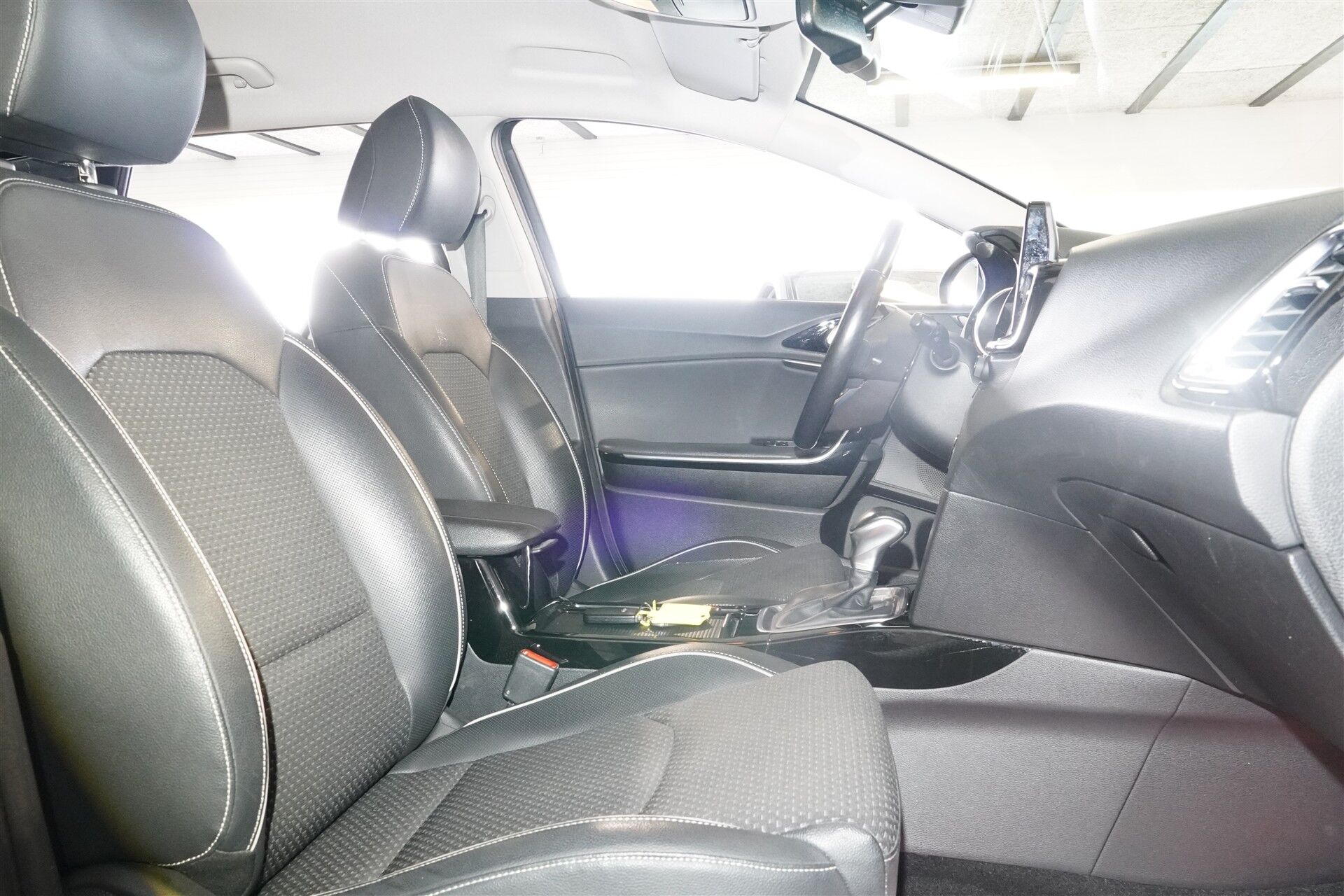 Billede af Kia Ceed SW 1,4 T-GDI Intro Edition DCT 140HK Stc 7g Aut.