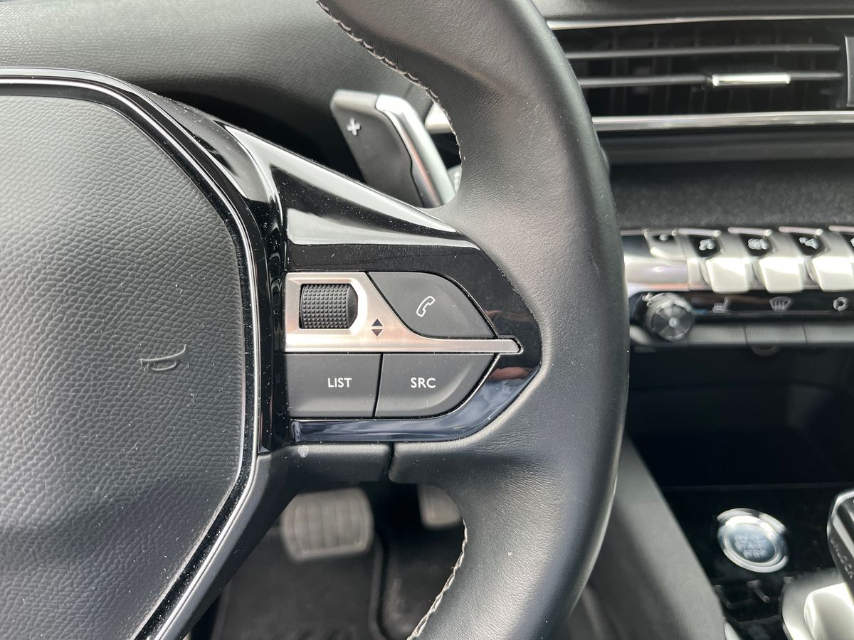 Billede af Peugeot 3008 1,6 PureTech  Plugin-hybrid Allure Pack EAT8 225HK 5d 8g Aut.