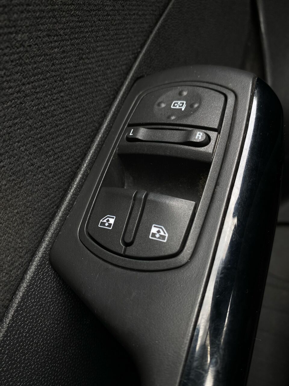 Billede af Opel Corsa 1,0 Twinport Essentia 65HK 5d