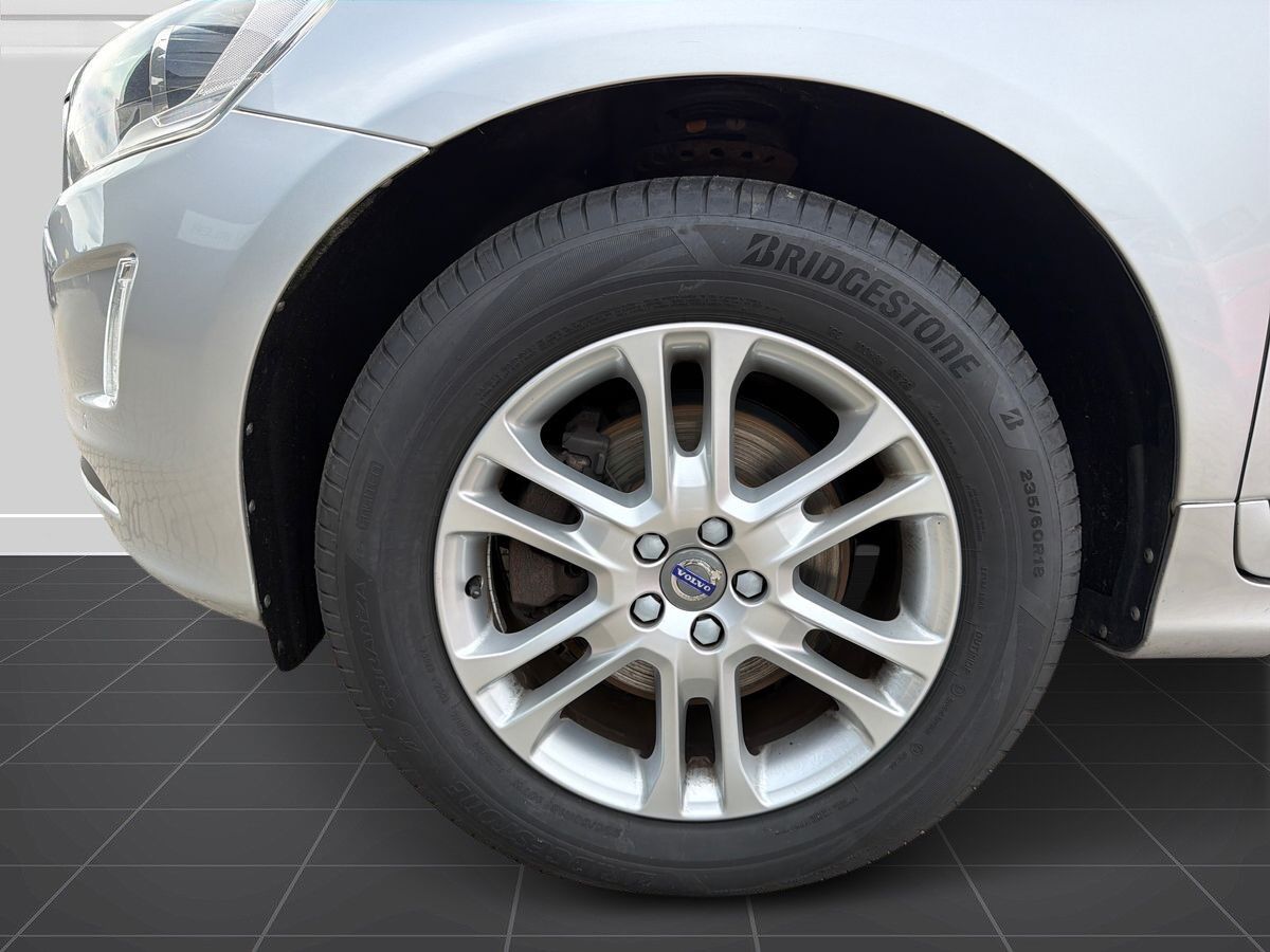 Billede af Volvo XC60 2,0 D4 Momentum 190HK 5d 8g Aut.