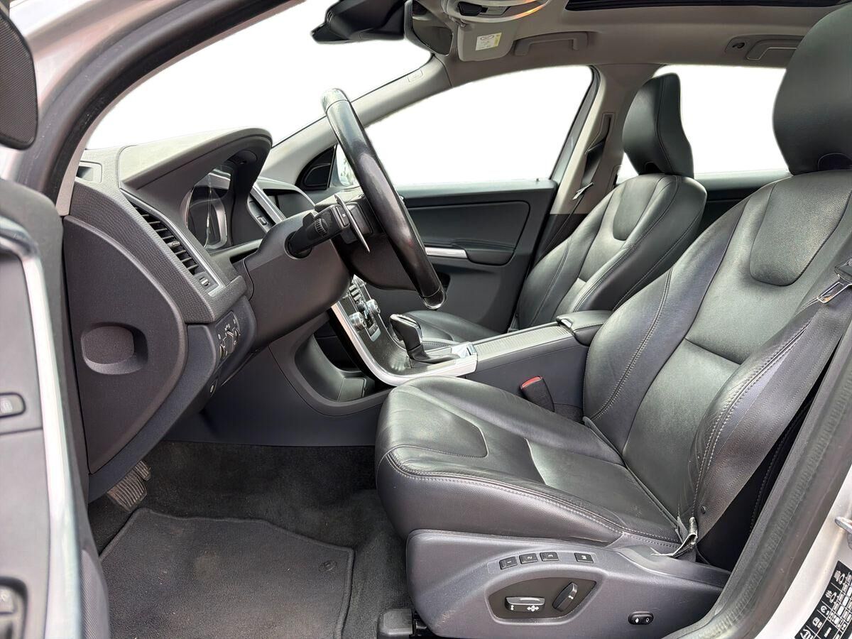 Billede af Volvo XC60 2,0 D4 Momentum 190HK 5d 8g Aut.