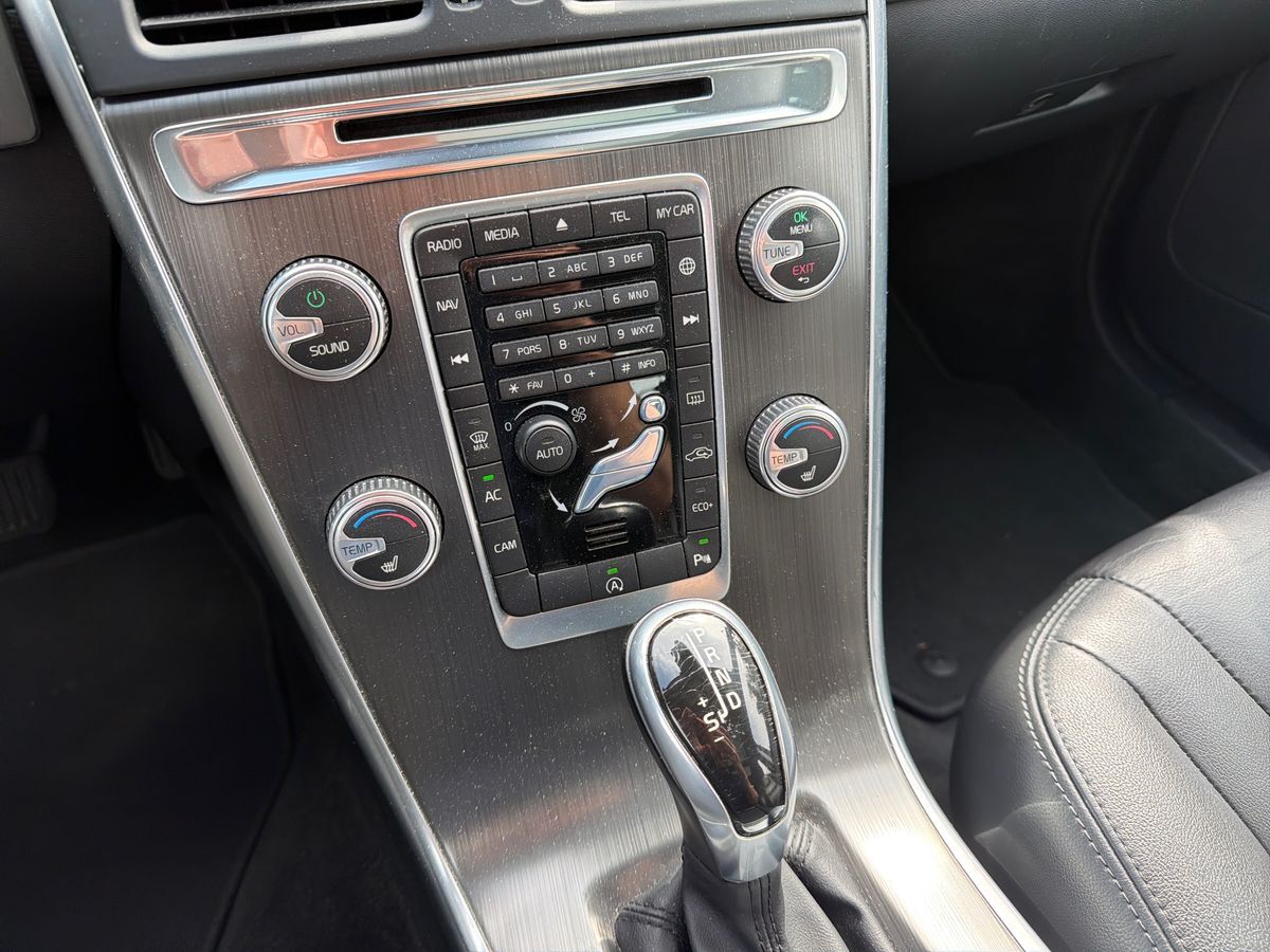 Billede af Volvo XC60 2,0 D4 Momentum 190HK 5d 8g Aut.