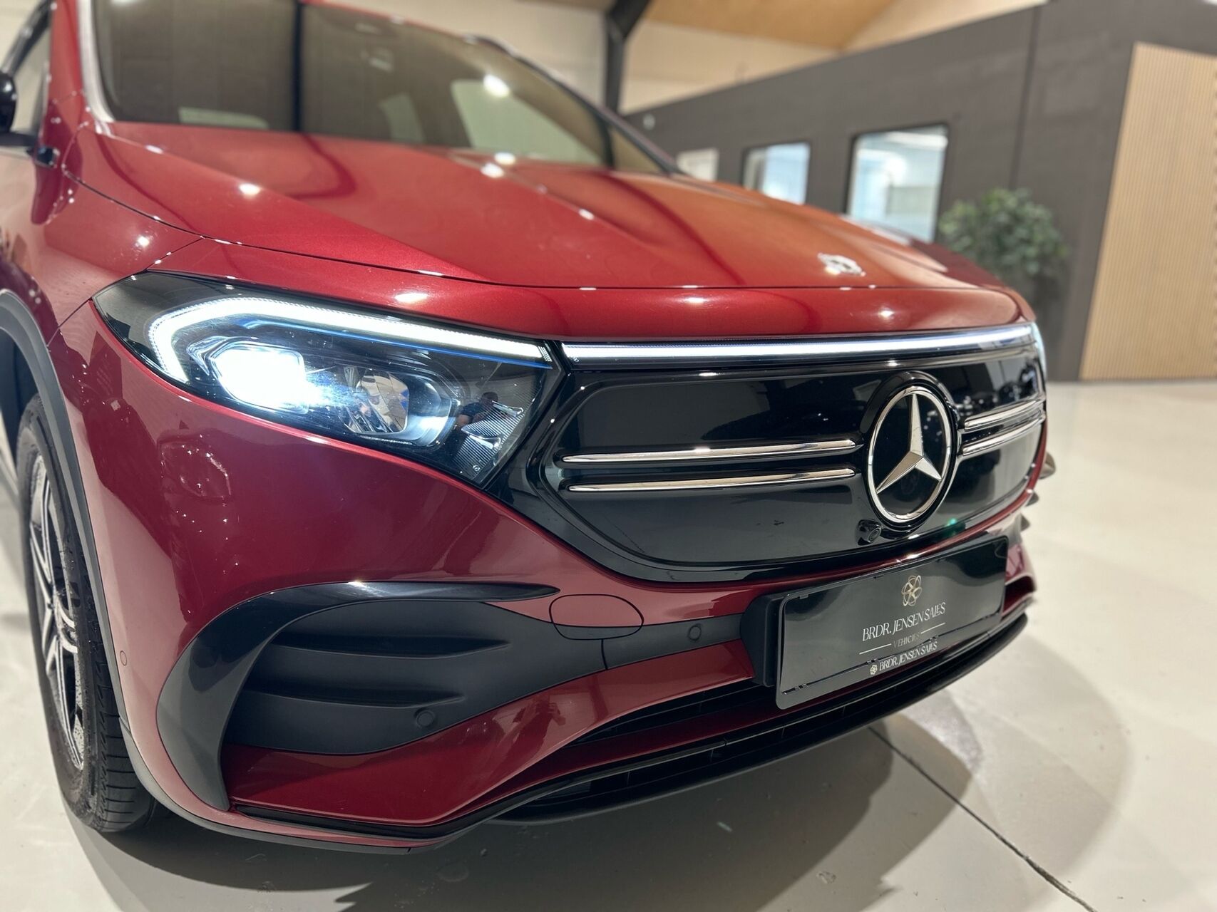 Billede af Mercedes-Benz EQA 300 EL AMG Line 4Matic 228HK 5d Aut.