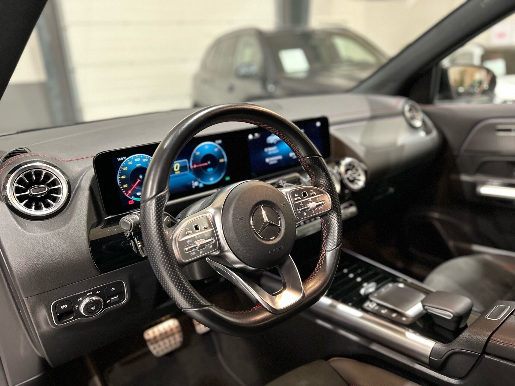 Billede af Mercedes-Benz EQA 300 EL AMG Line 4Matic 228HK 5d Aut.