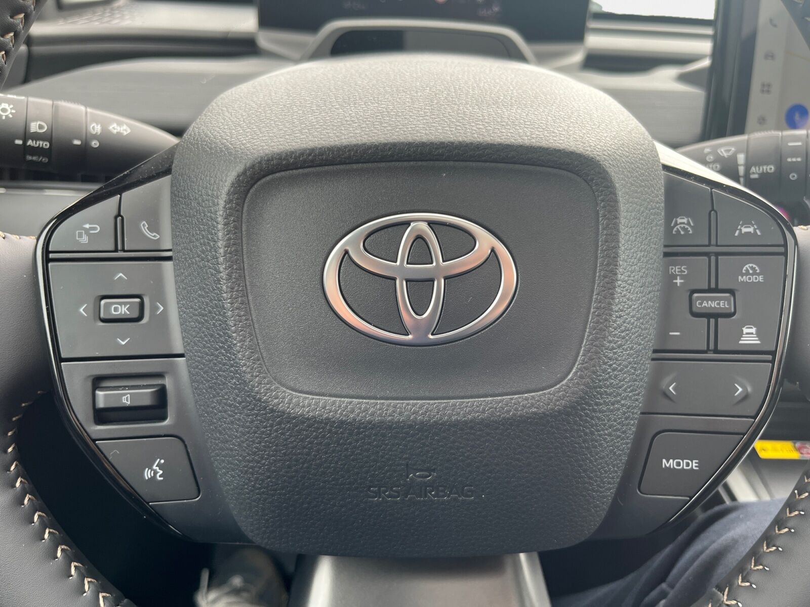 Billede af Toyota bZ4X Touring EL Executive AWD 380HK 5d Aut.