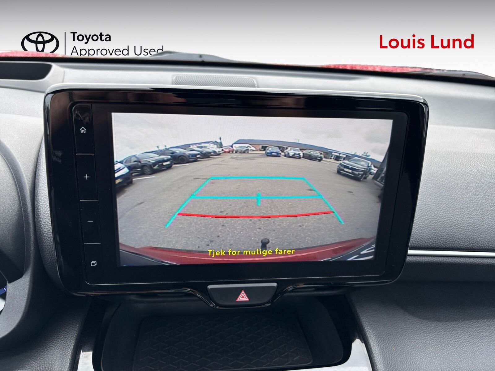 Billede af Toyota Yaris Cross 1,5 Hybrid Style Technology Plus 116HK 5d Trinl. Gear