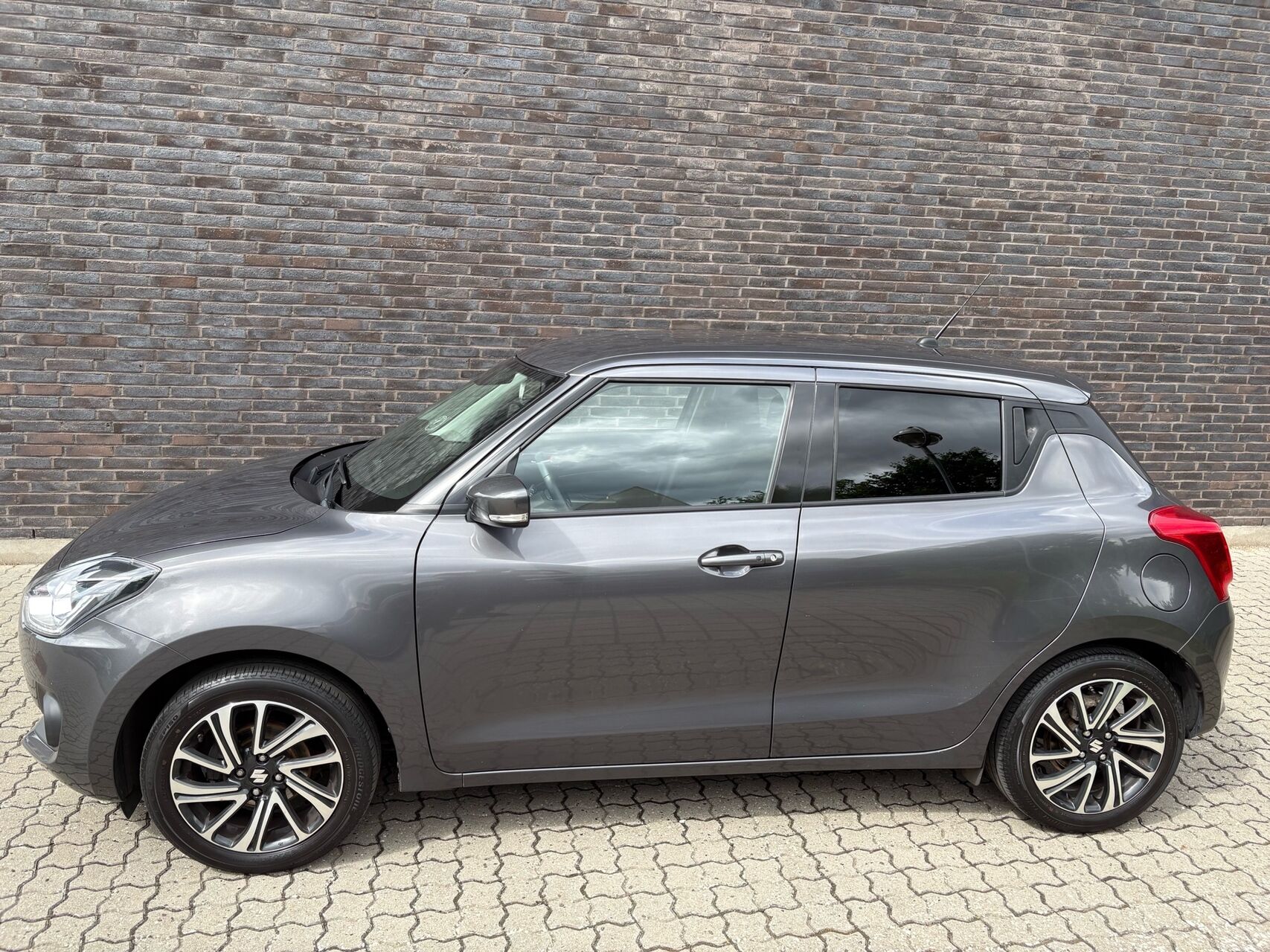 Billede af Suzuki Swift 1,2 Dualjet  Mild hybrid Exclusive AEB 83HK 5d