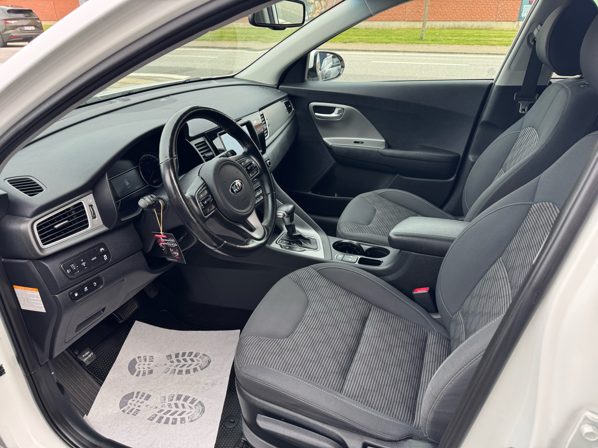 Billede af Kia Niro 1,6 GDI PHEV  Plugin-hybrid Comfort DCT 141HK 5d 6g Aut.