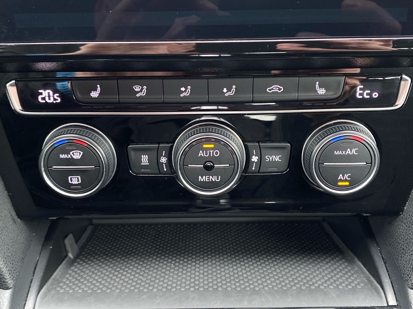 Billede af VW Passat Variant 1,4 TSI  Plugin-hybrid GTE DSG 218HK Stc 6g Aut.