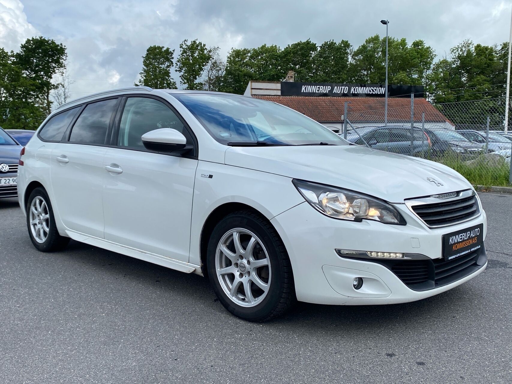 Billede af Peugeot 308 SW 1,6 BlueHDi Desire Sky 120HK Stc