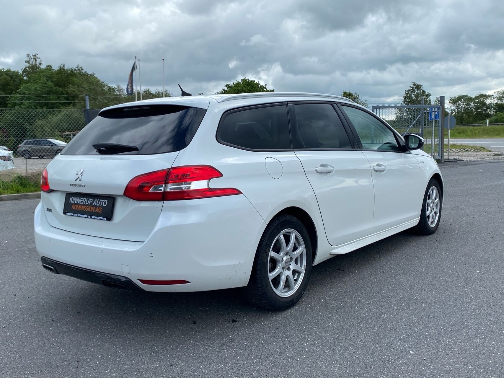 Billede af Peugeot 308 SW 1,6 BlueHDi Desire Sky 120HK Stc