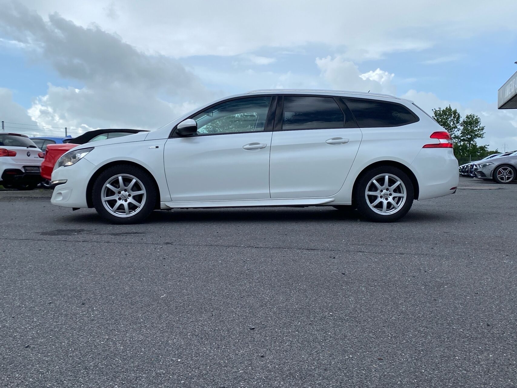 Billede af Peugeot 308 SW 1,6 BlueHDi Desire Sky 120HK Stc