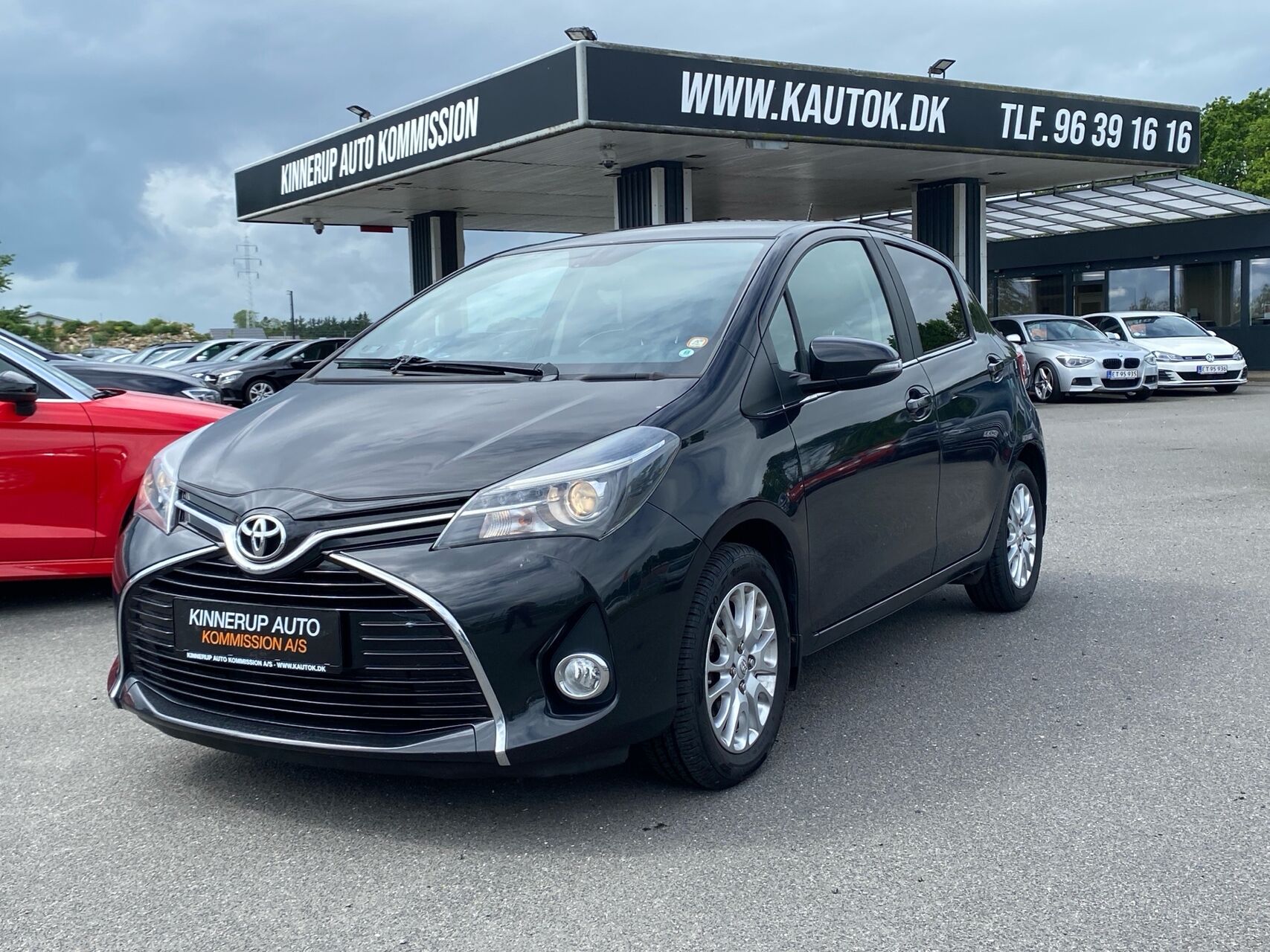 Billede af Toyota Yaris 1,3 VVT-I Lounge Edition 100HK 5d 6g