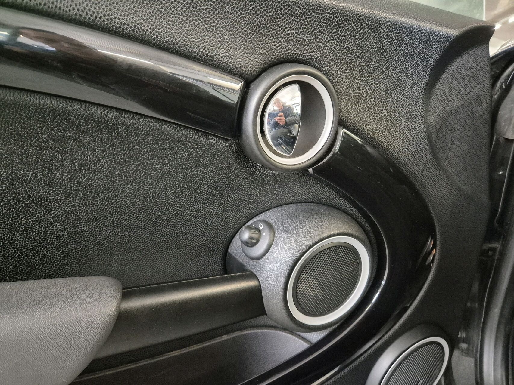 Billede af Mini Cooper John Cooper Works 211HK Cabr.