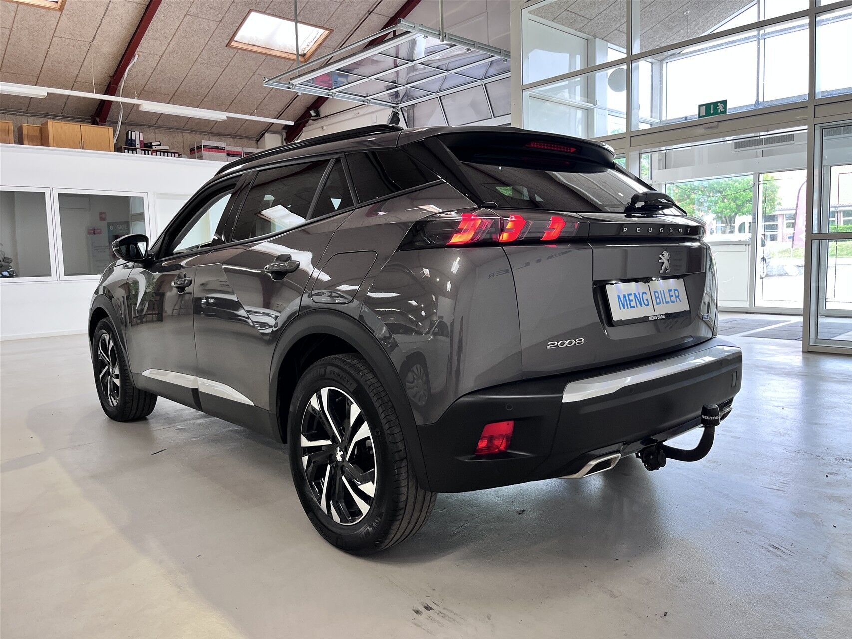 Billede af Peugeot 2008 1,2 PureTech Selection Tech EAT8 130HK 5d 8g Aut.