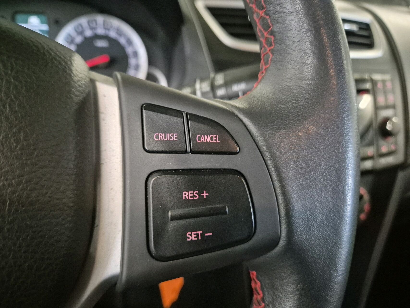 Billede af Suzuki Swift 1,2 16V ECO+ Cruise S 94HK 5d
