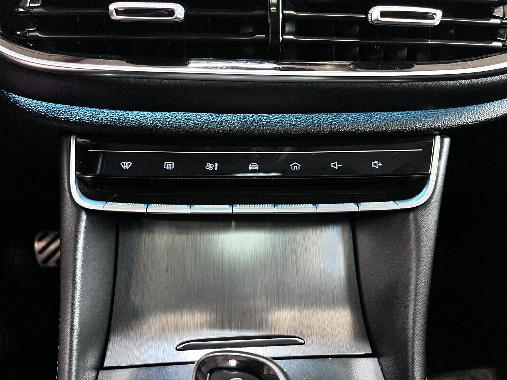 Billede af MG EHS 1,5 T GDI  Plugin-hybrid Luxury 258HK 5d 10g Aut.