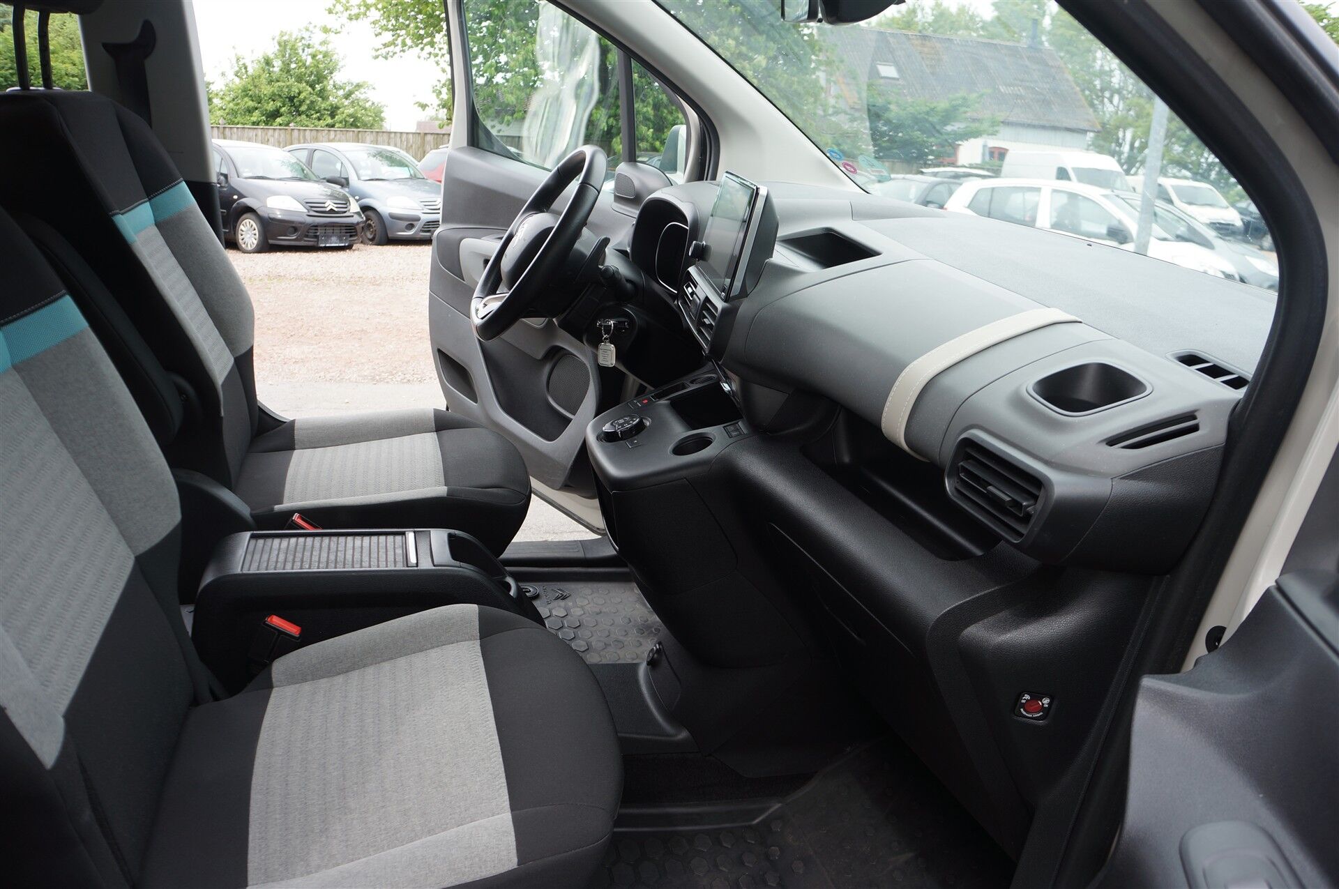 Billede af Citroën Berlingo 1,5 Blue HDi Iconic EAT8 start/stop 130HK 8g Aut.