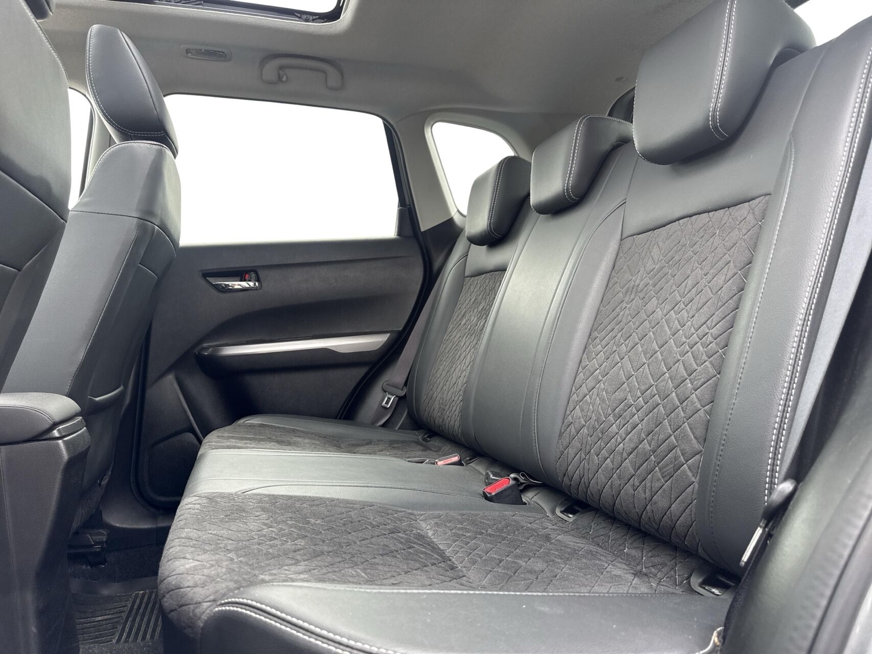Billede af Suzuki Vitara 1,4 Boosterjet Adventure 140HK 5d 6g Aut.
