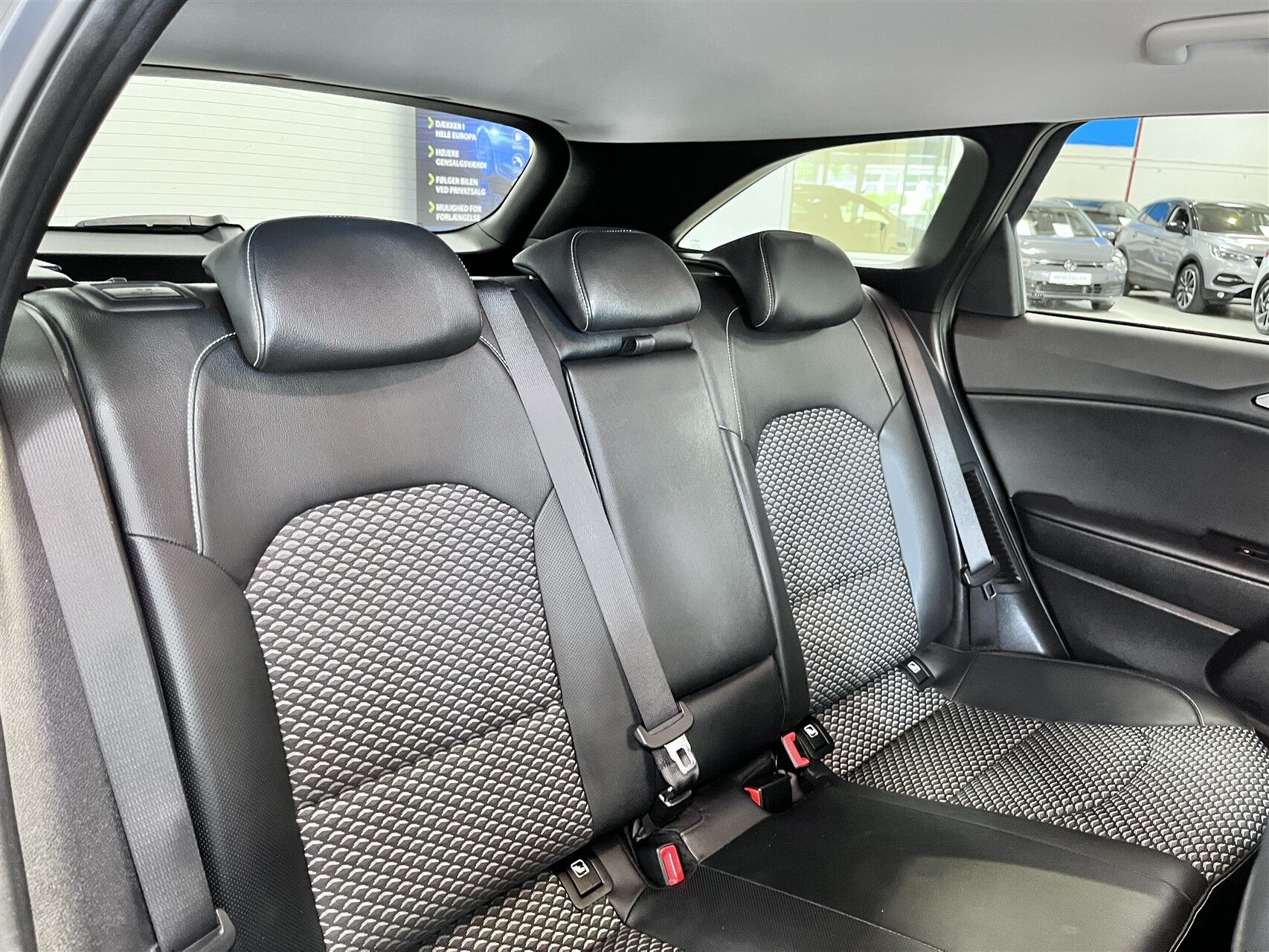 Billede af Kia Ceed SW 1,6 GDI PHEV  Plugin-hybrid Upgrade DCT 141HK Stc 6g Aut.