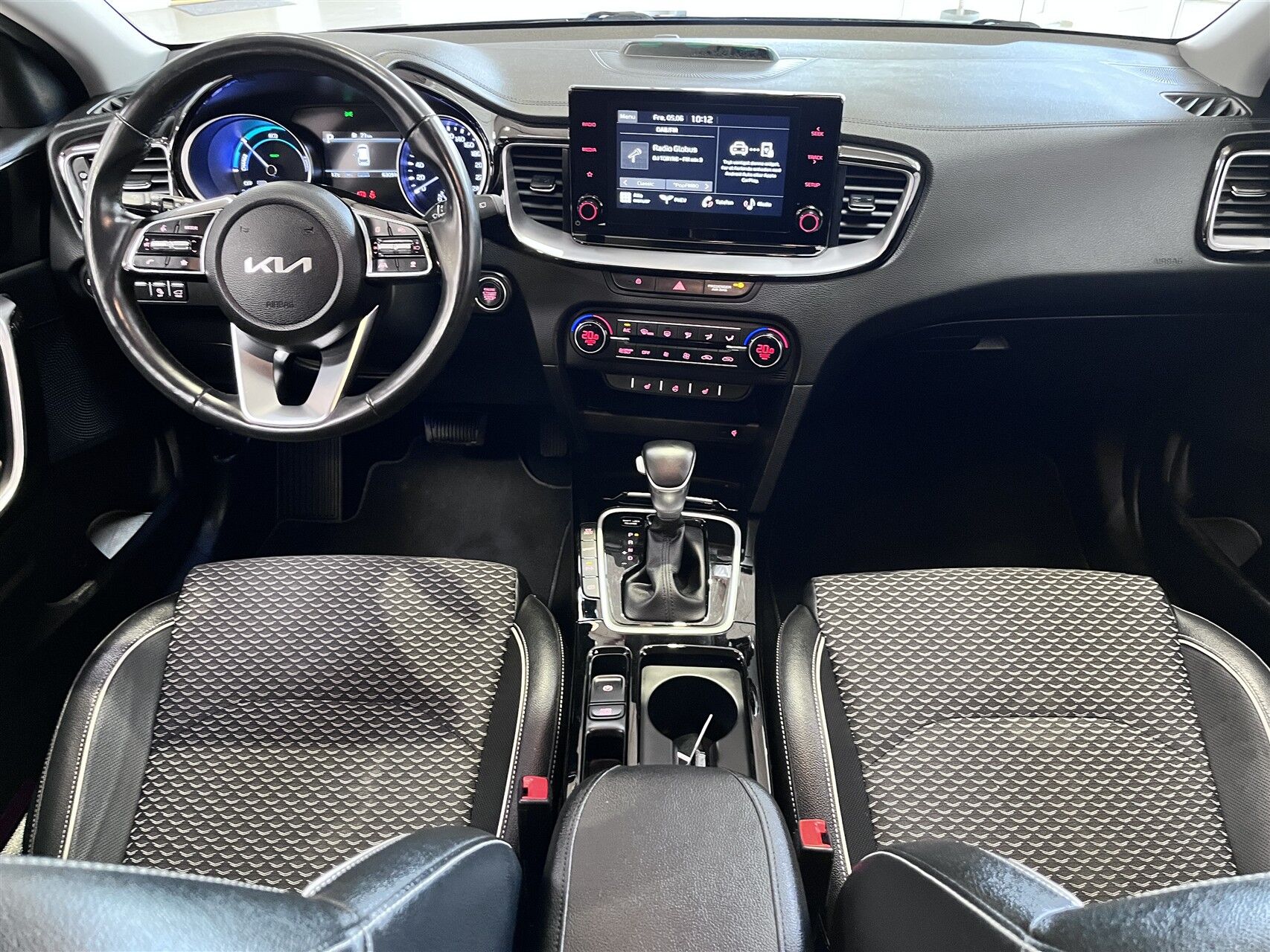 Billede af Kia Ceed SW 1,6 GDI PHEV  Plugin-hybrid Upgrade DCT 141HK Stc 6g Aut.