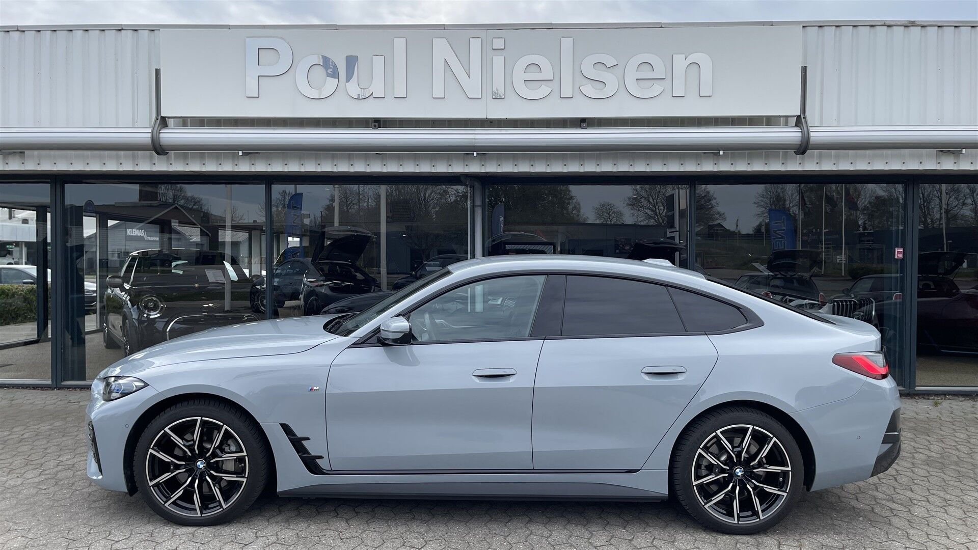 Billede af BMW i4 eDrive35 Fully Charged M-Sport 286HK 5d Trinl. Gear