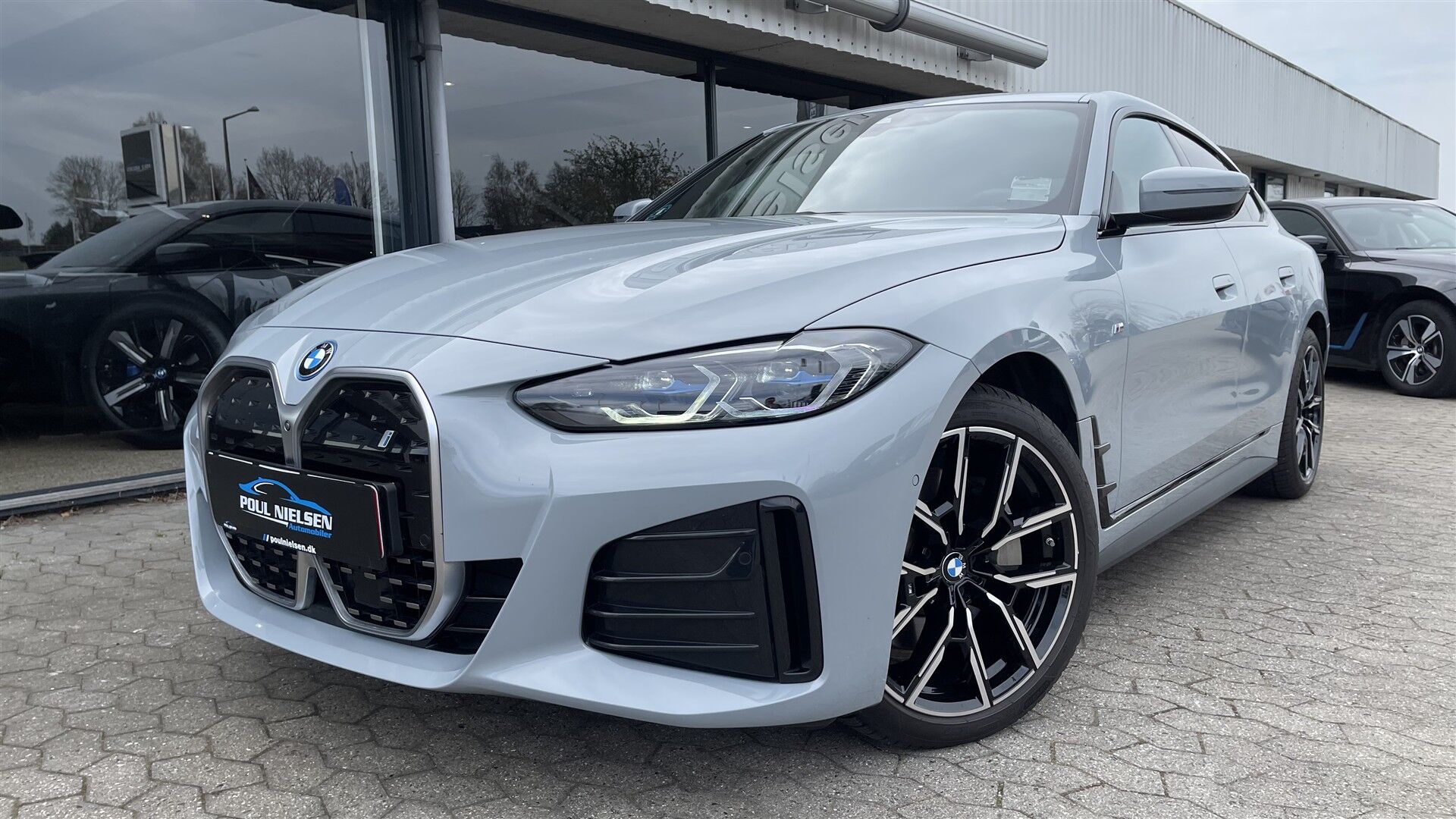 Billede af BMW i4 eDrive35 Fully Charged M-Sport 286HK 5d Trinl. Gear