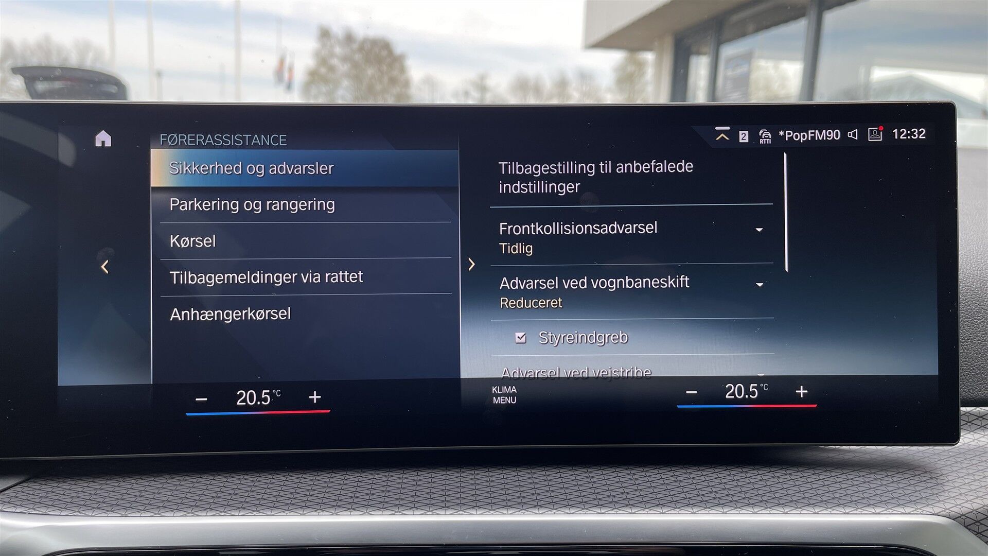 Billede af BMW i4 eDrive35 Fully Charged M-Sport 286HK 5d Trinl. Gear