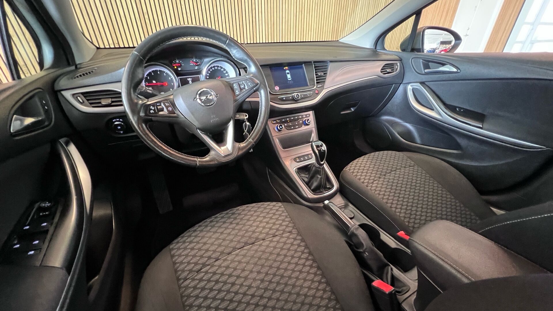 Billede af Opel Astra Sports Tourer 1,0 Turbo Enjoy Start/Stop Easytronic 105HK Stc Aut.