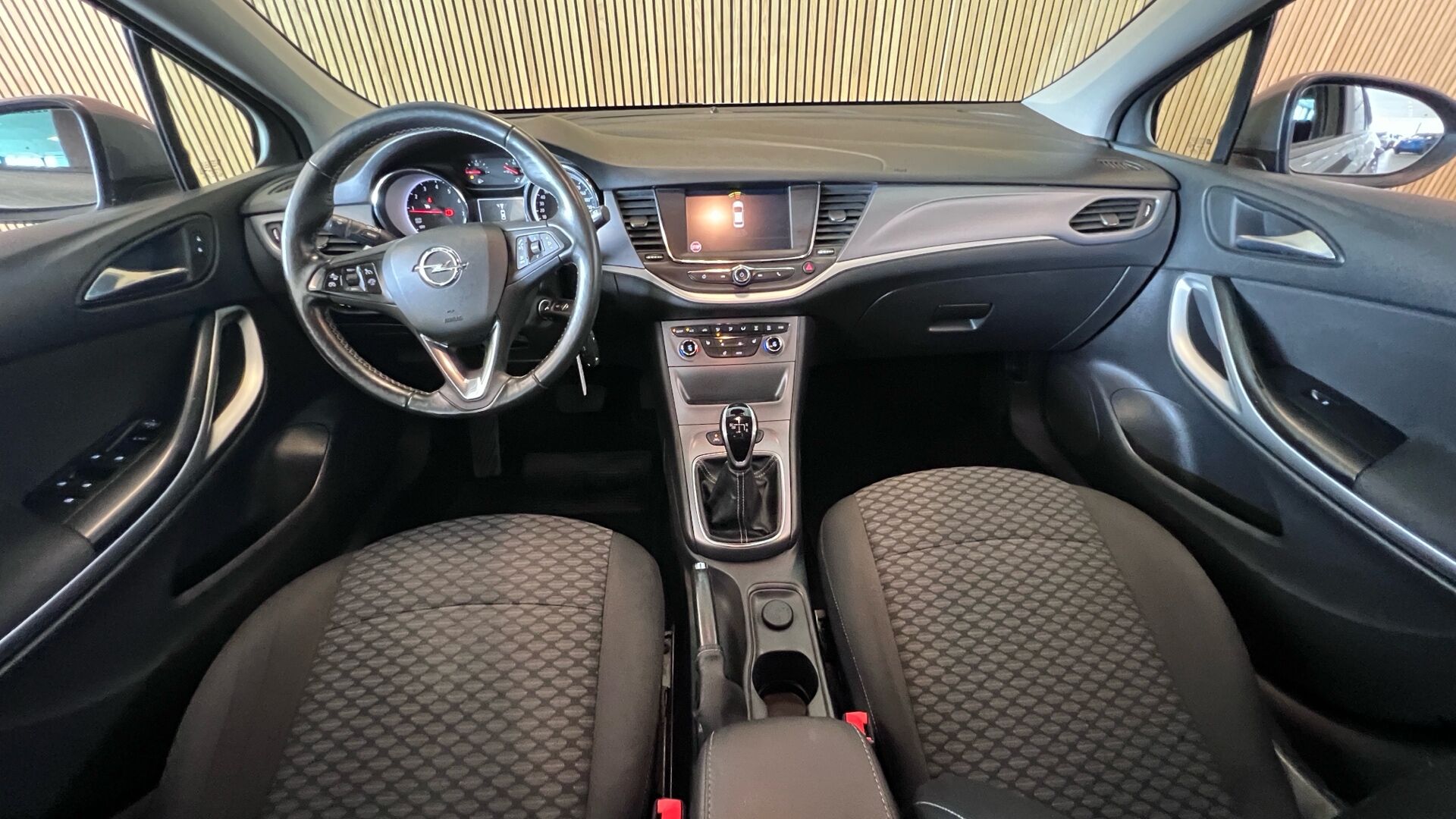 Billede af Opel Astra Sports Tourer 1,0 Turbo Enjoy Start/Stop Easytronic 105HK Stc Aut.