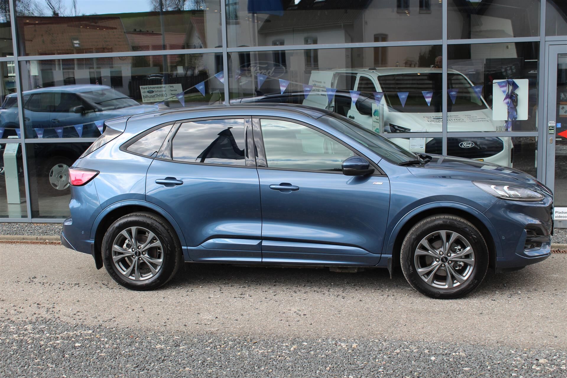 Billede af Ford Kuga 2,5 Plugin-hybrid ST-Line X CVT 225HK 5d Trinl. Gear