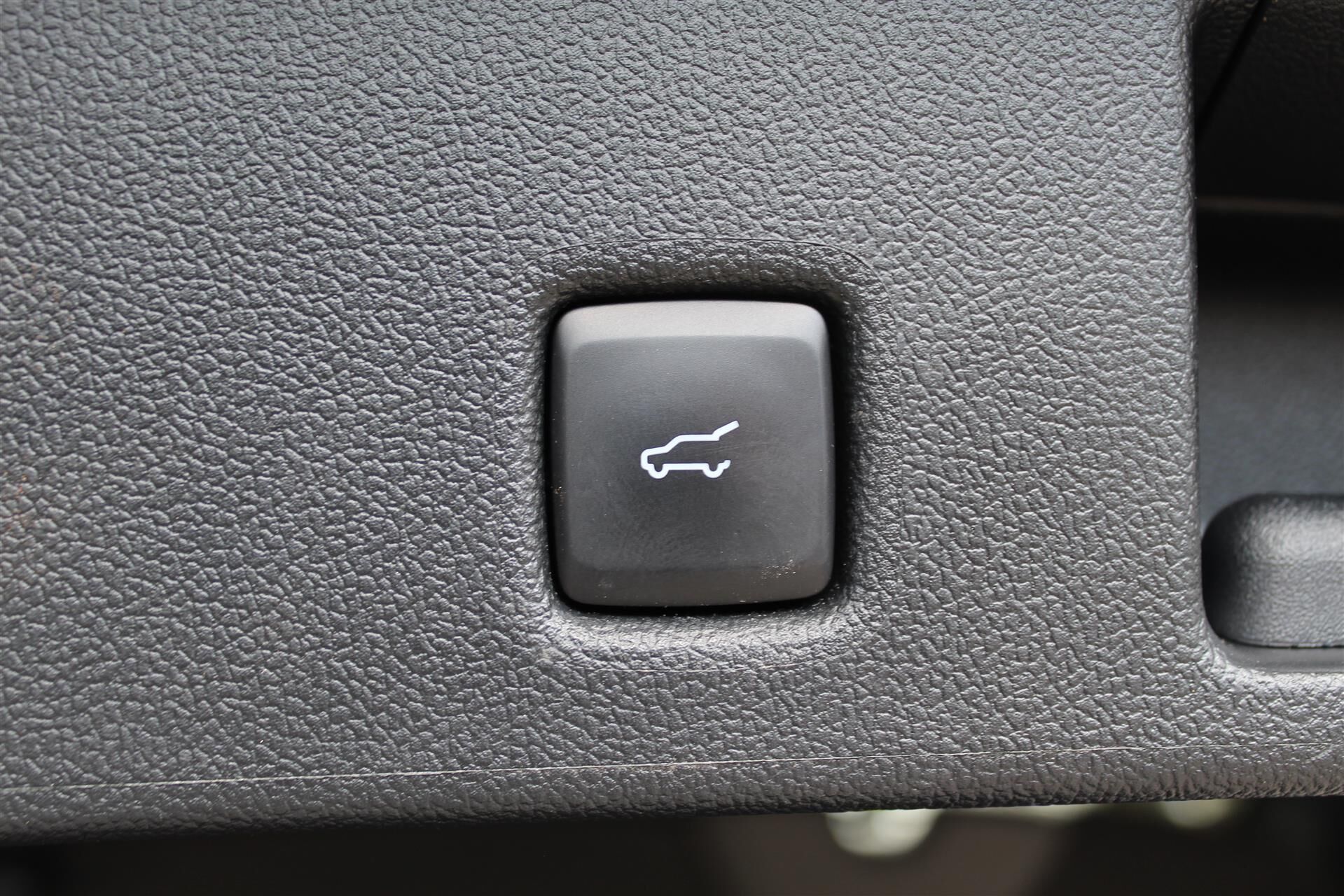 Billede af Ford Kuga 2,5 Plugin-hybrid ST-Line X CVT 225HK 5d Trinl. Gear